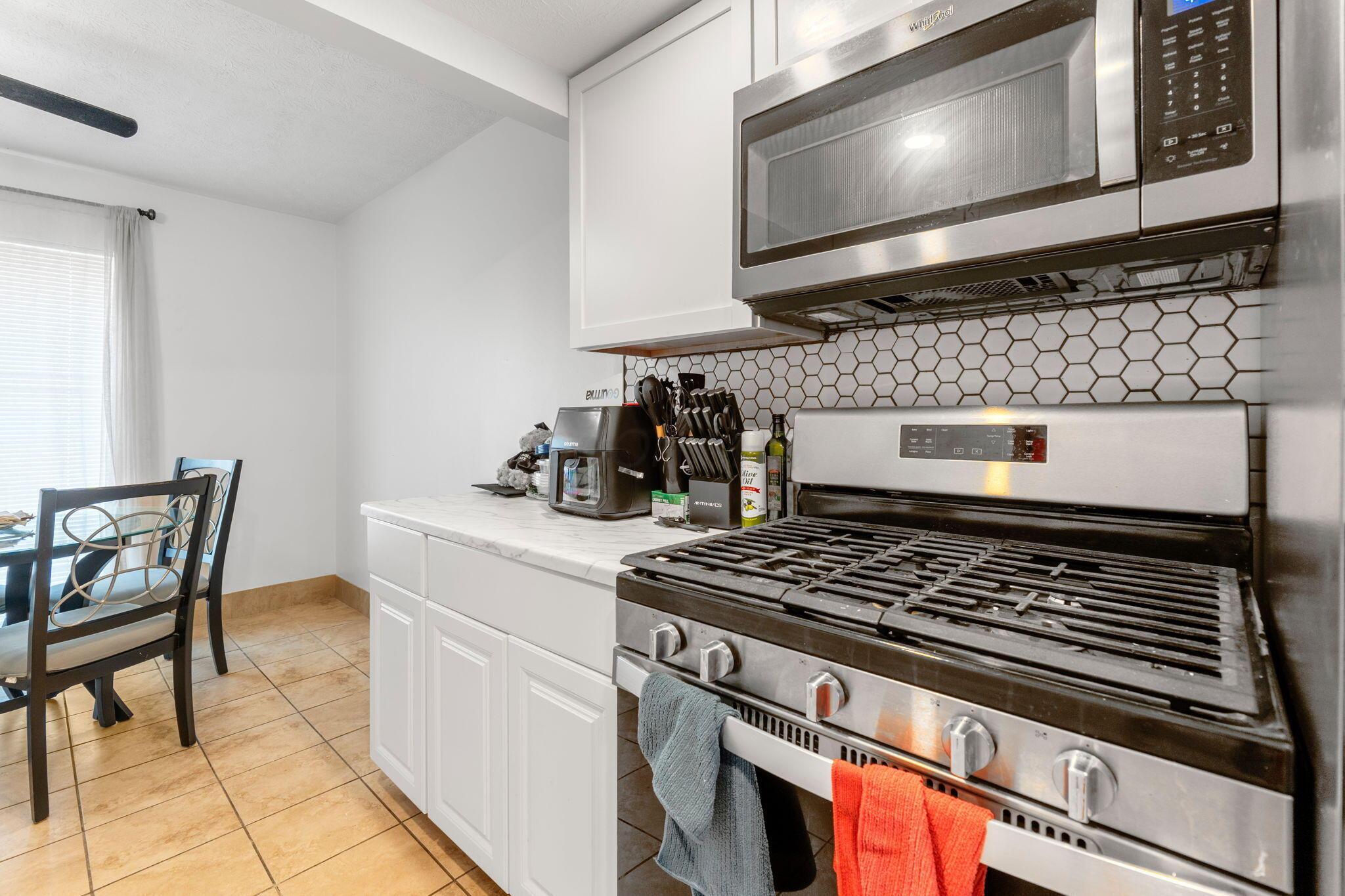74 Tarryton Court E, 10A