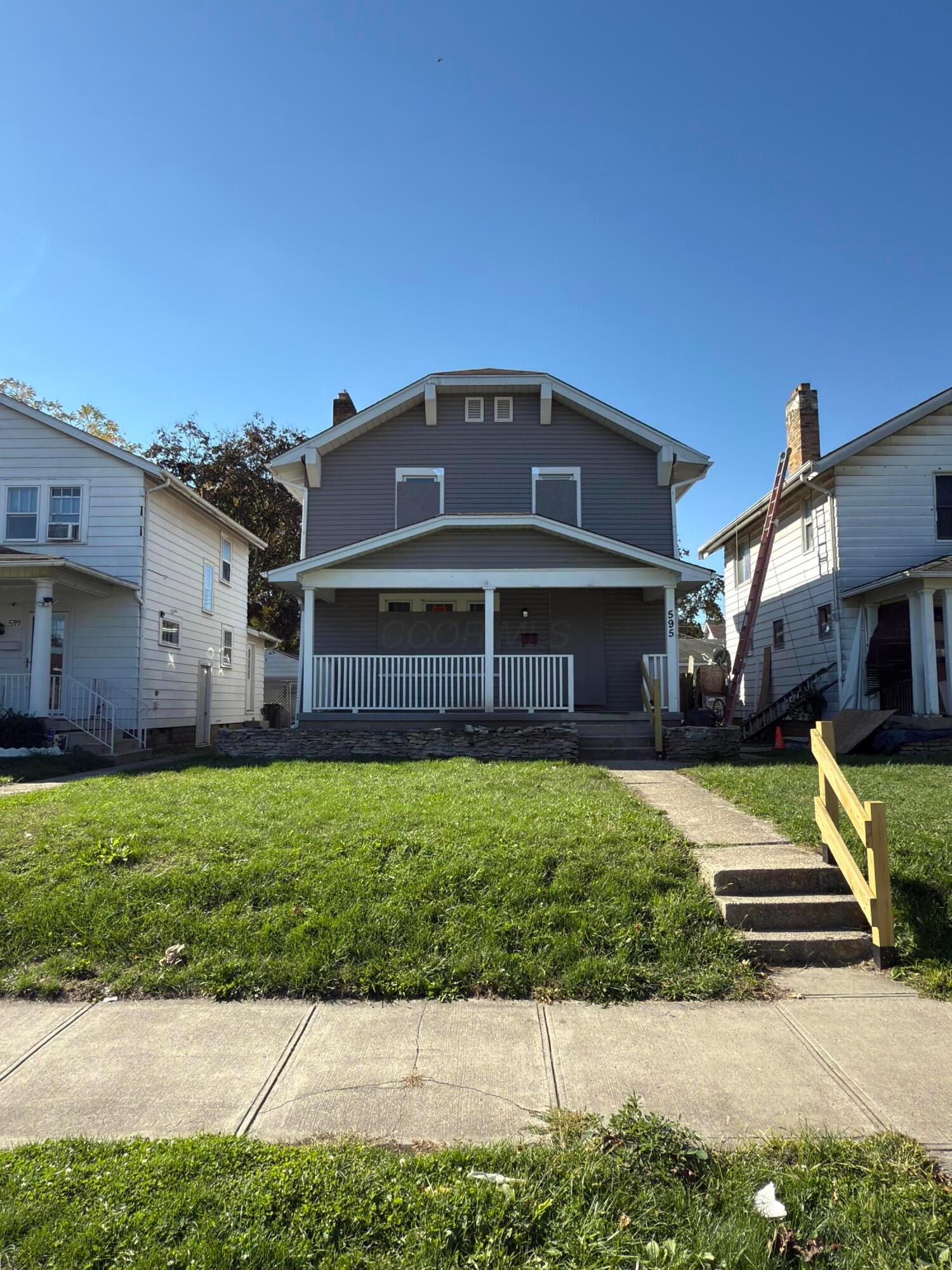 595 S Warren Avenue