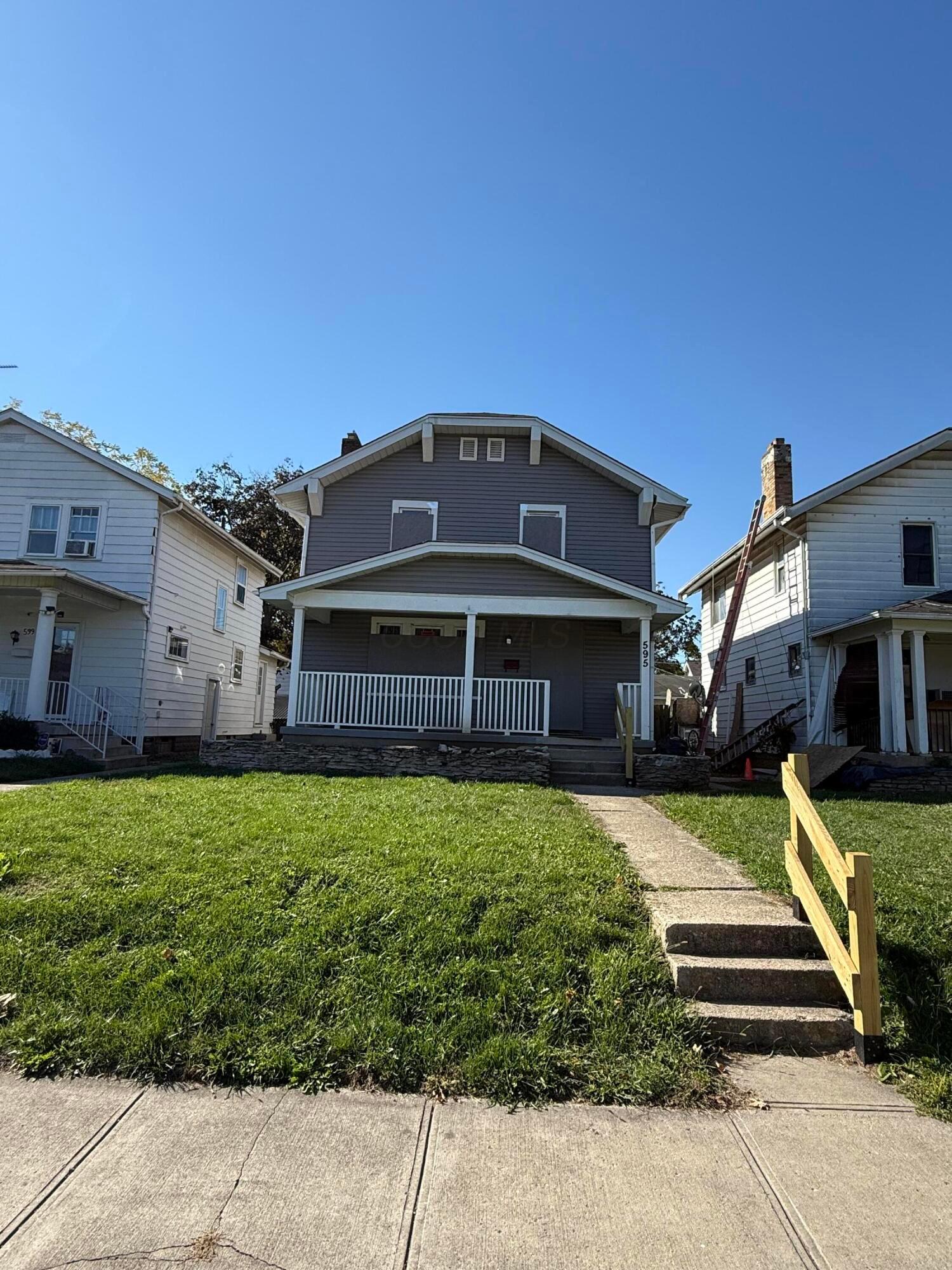 595 S Warren Avenue