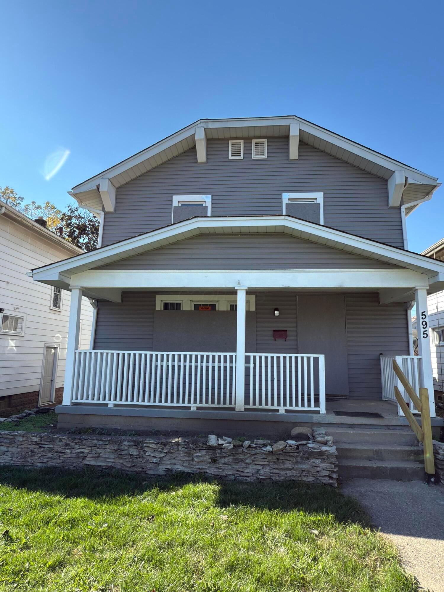595 S Warren Avenue