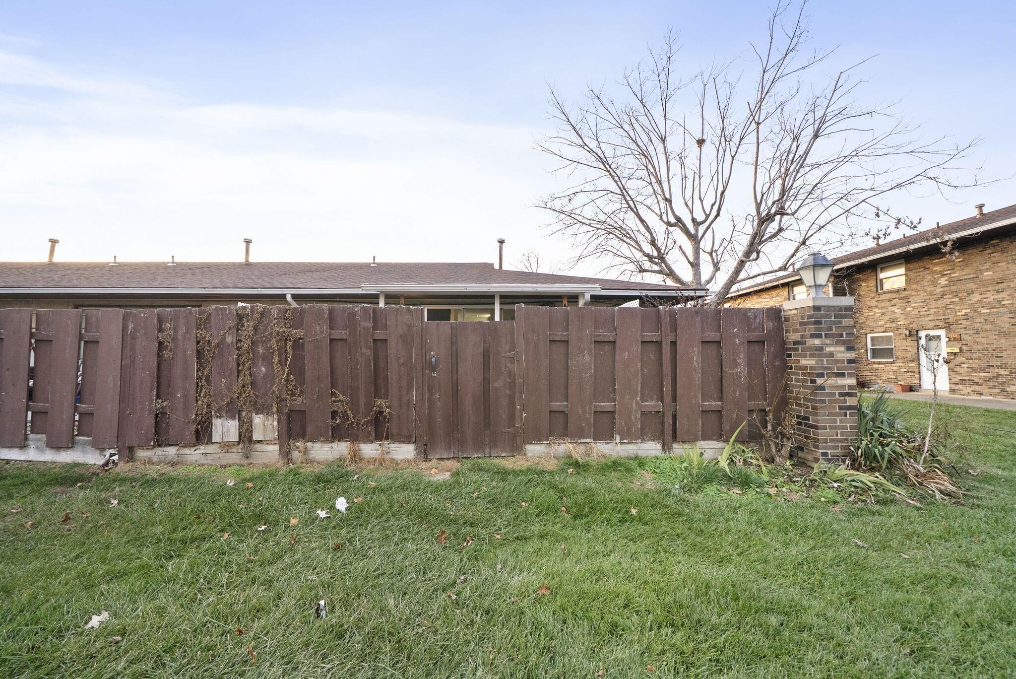 1258 Woodbrook Circle W, 199
