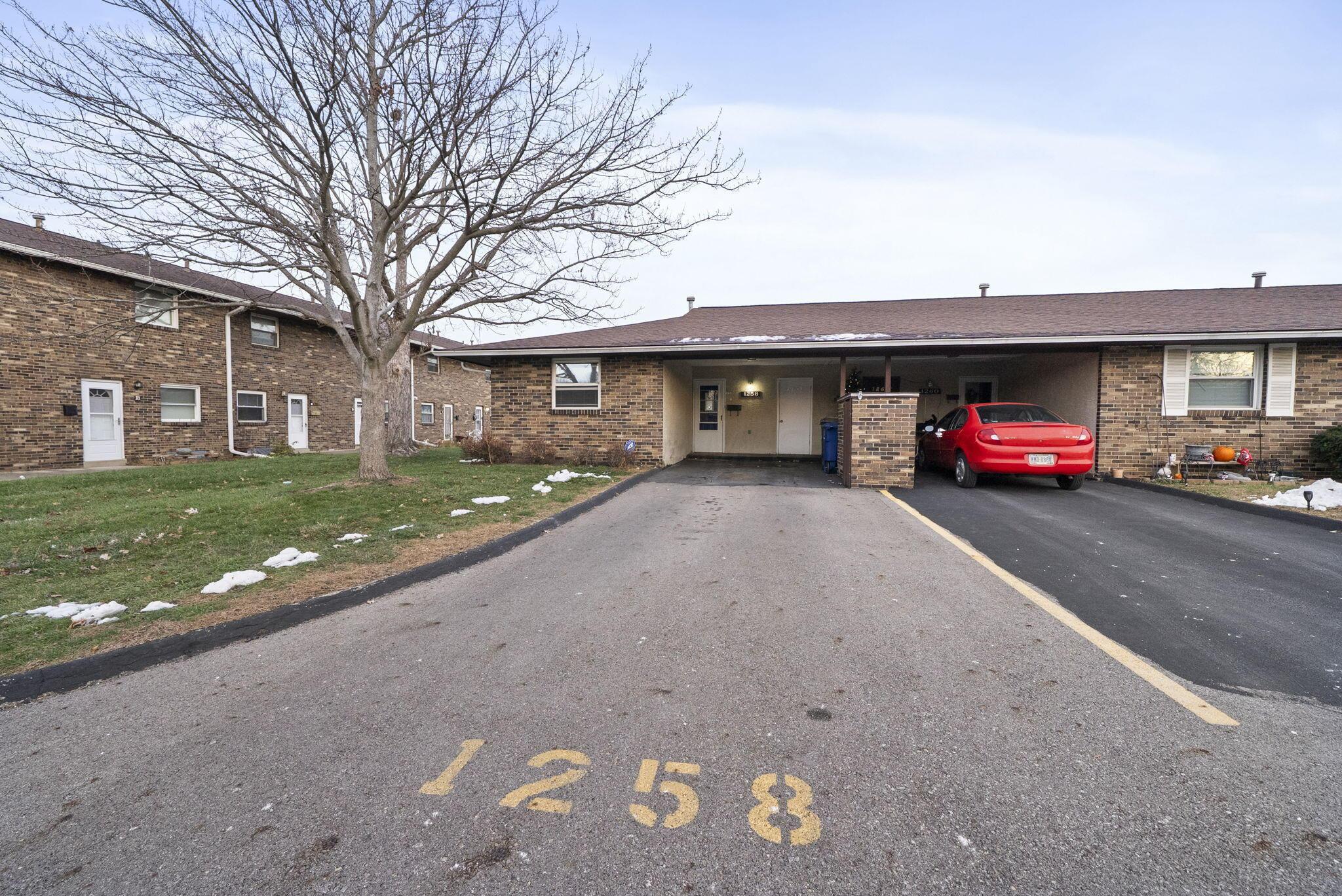1258 Woodbrook Circle W, 199