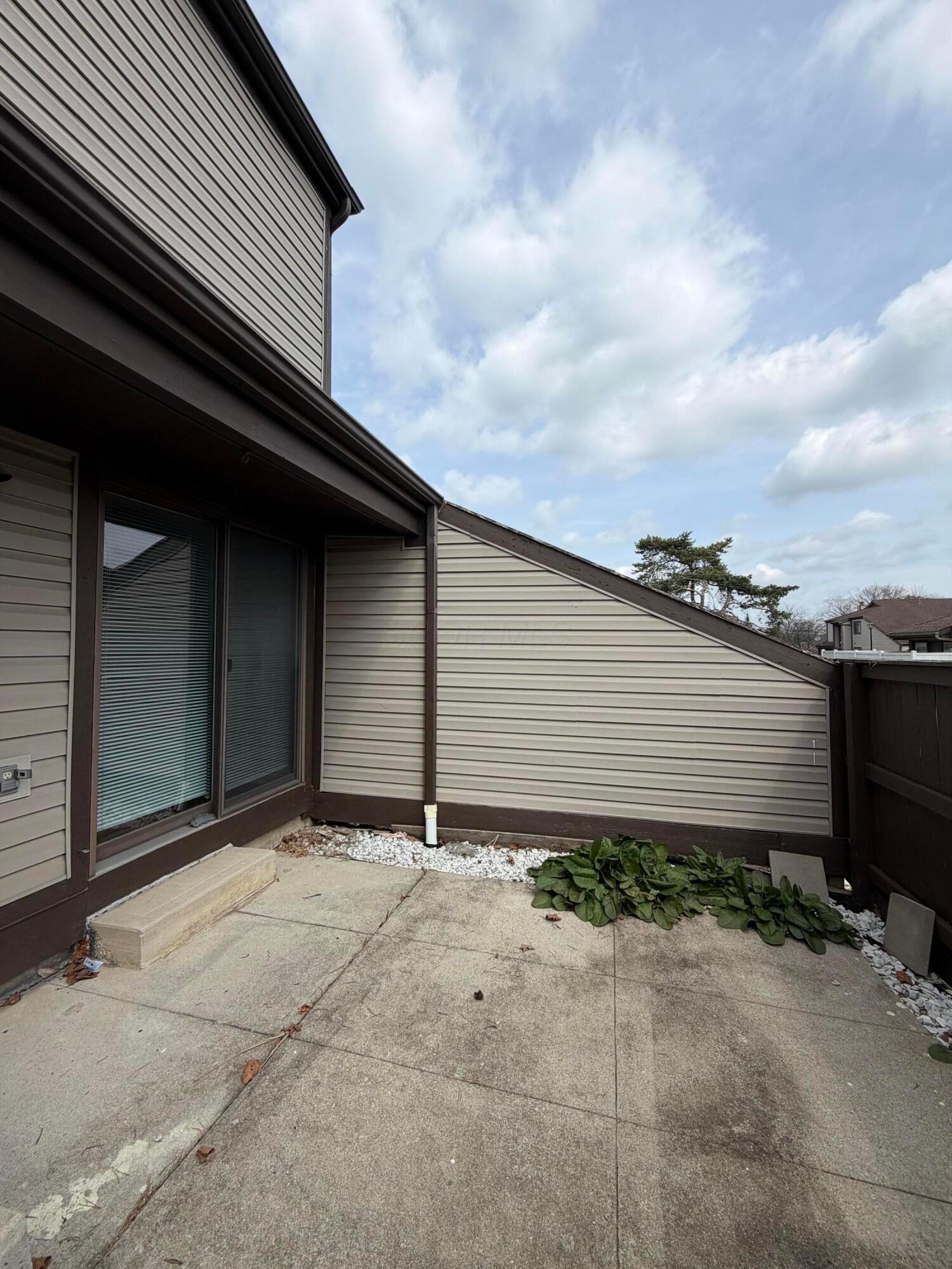 5254 Westbury Drive, 14D