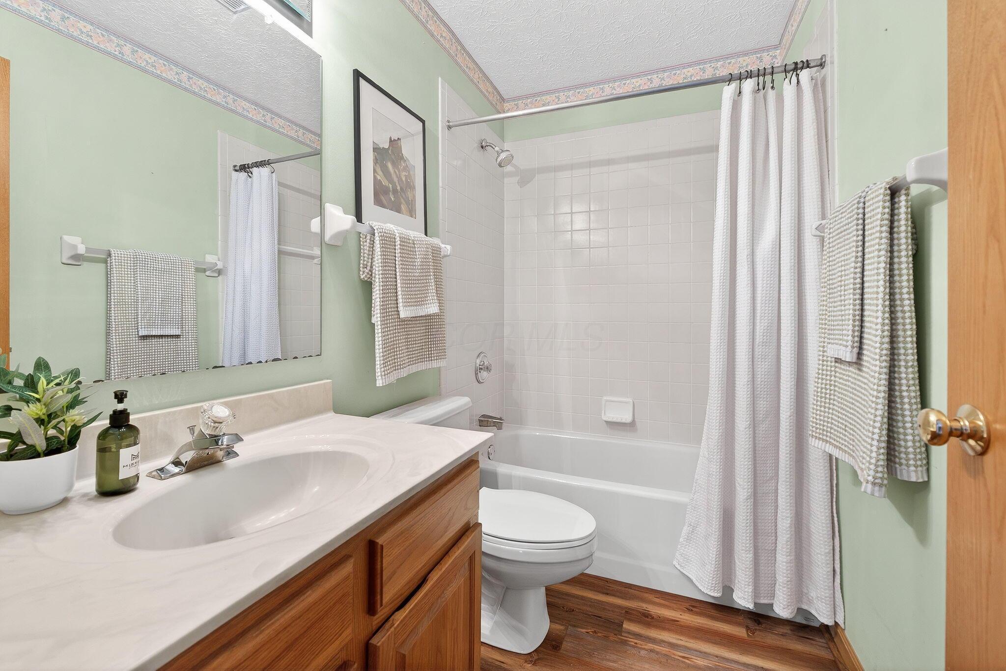 1106 Rousseau Lane
