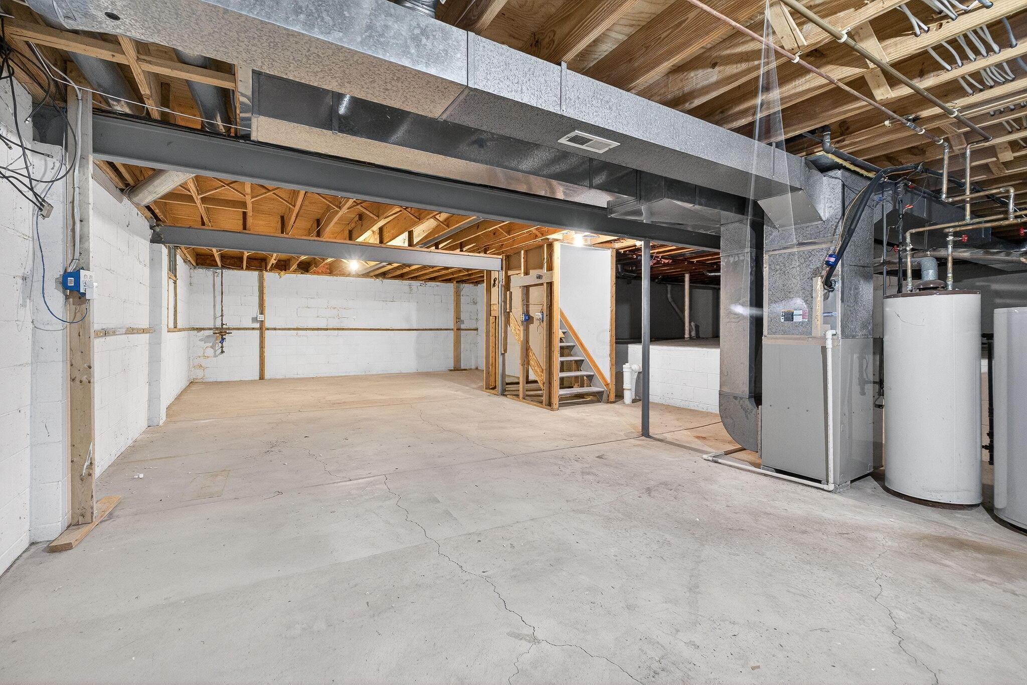 1106 Rousseau Lane