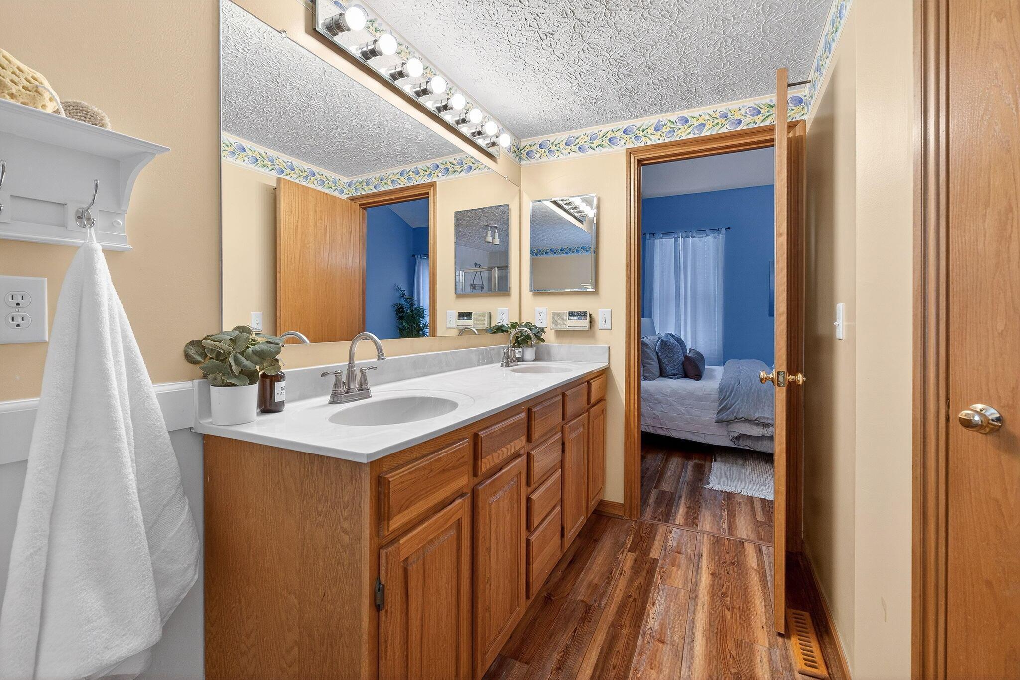 1106 Rousseau Lane
