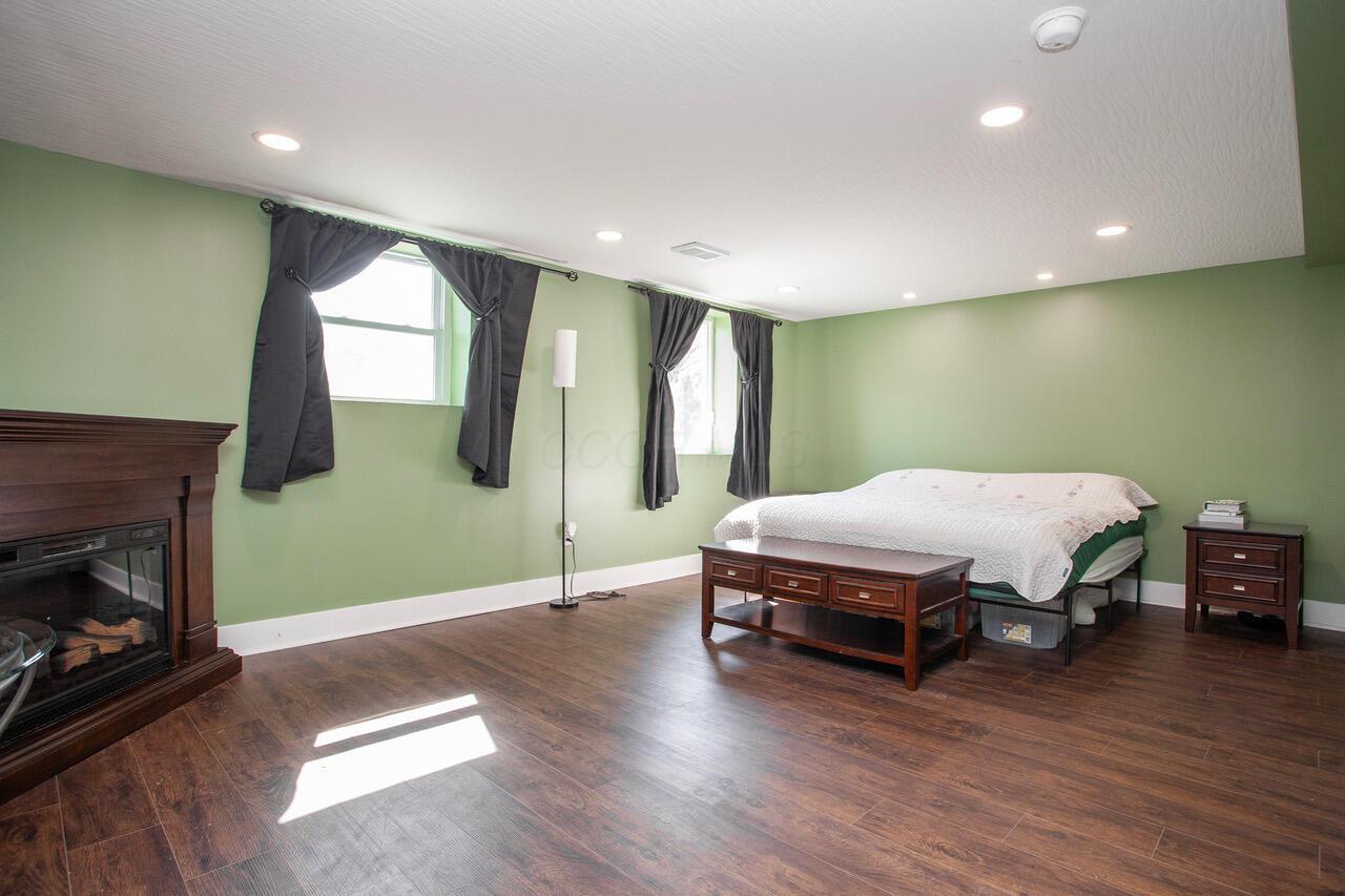 355 Baroness Way