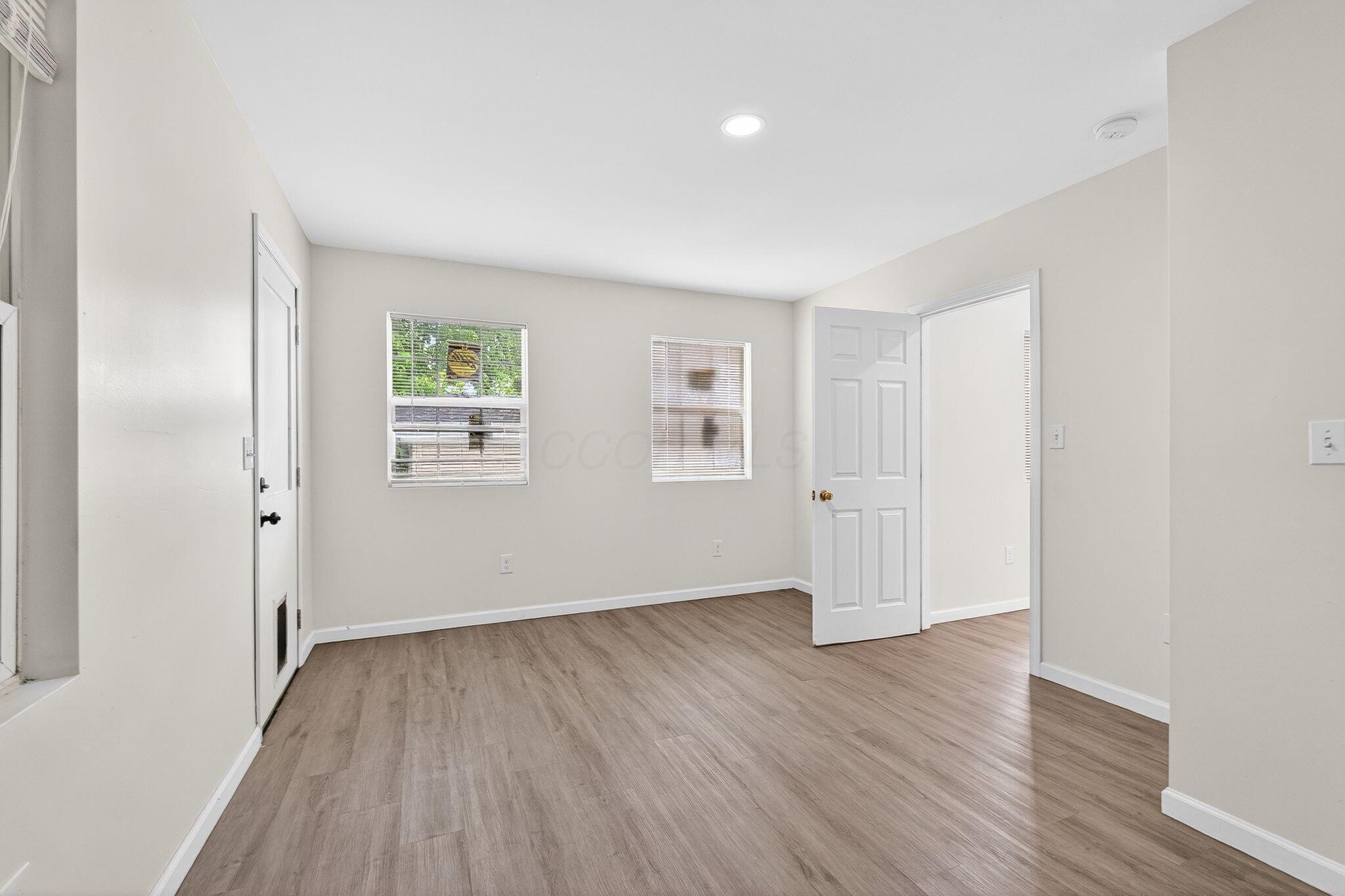 373 Wrexham Avenue