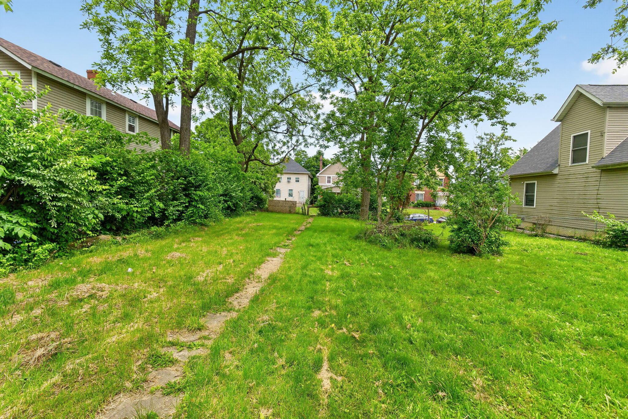 373 Wrexham Avenue