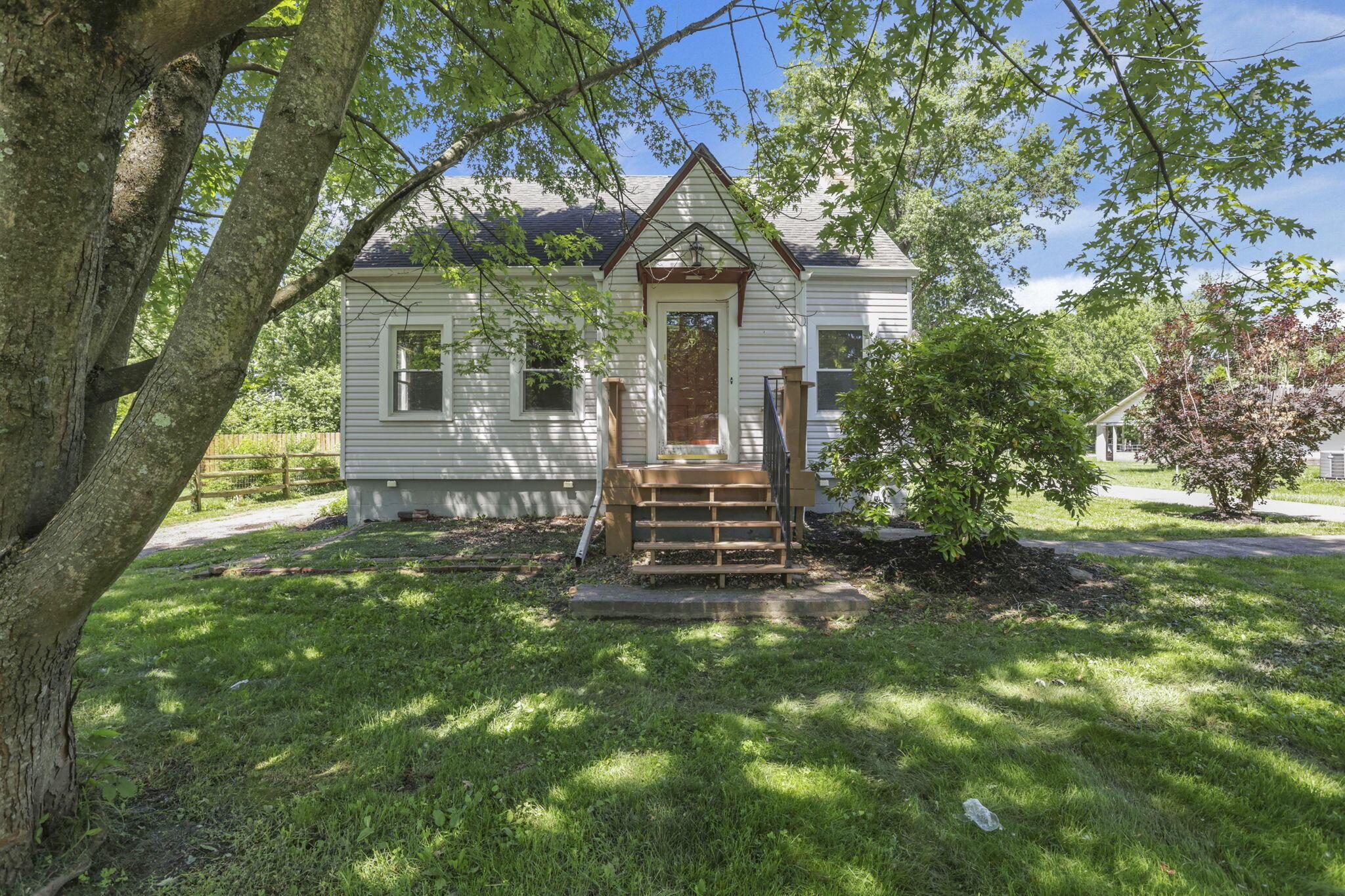 3017 Courtright Road