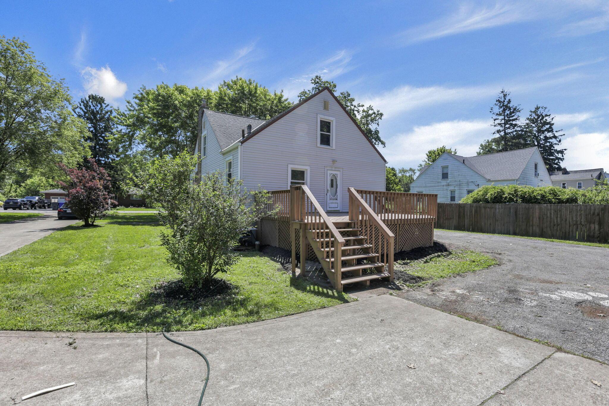 3017 Courtright Road