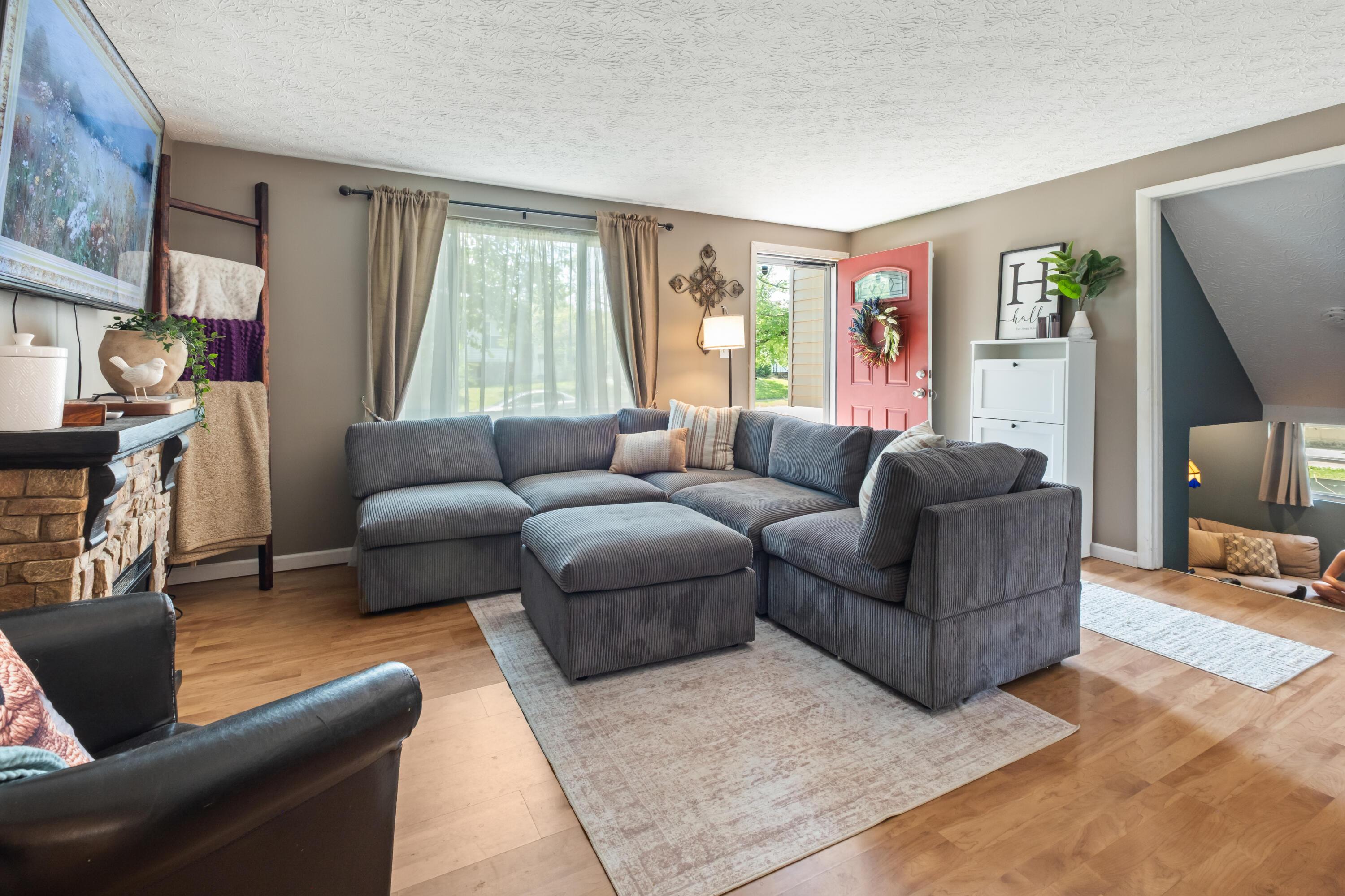 858 Upwoods Drive