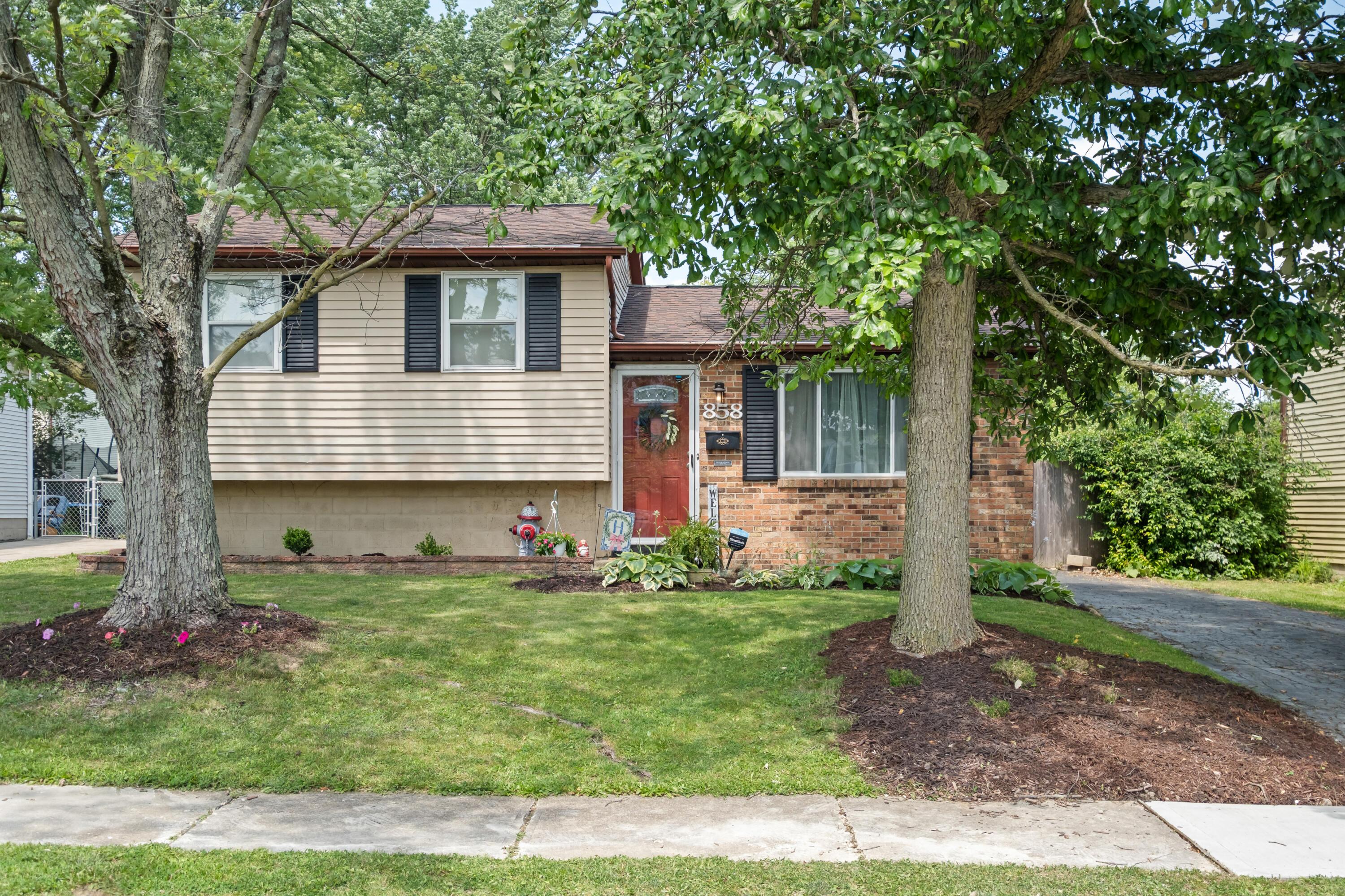 858 Upwoods Drive
