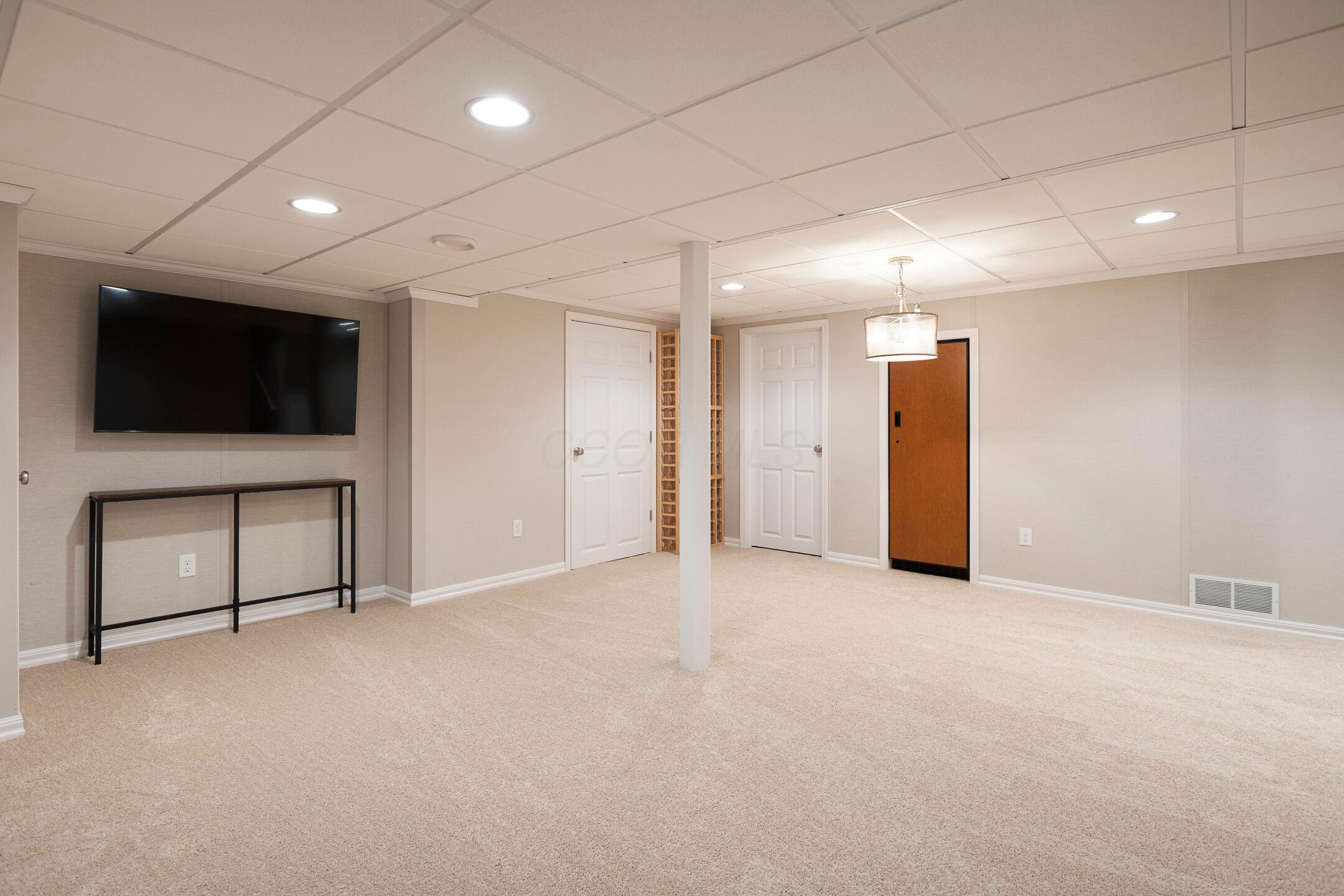 5640 Lynx Drive