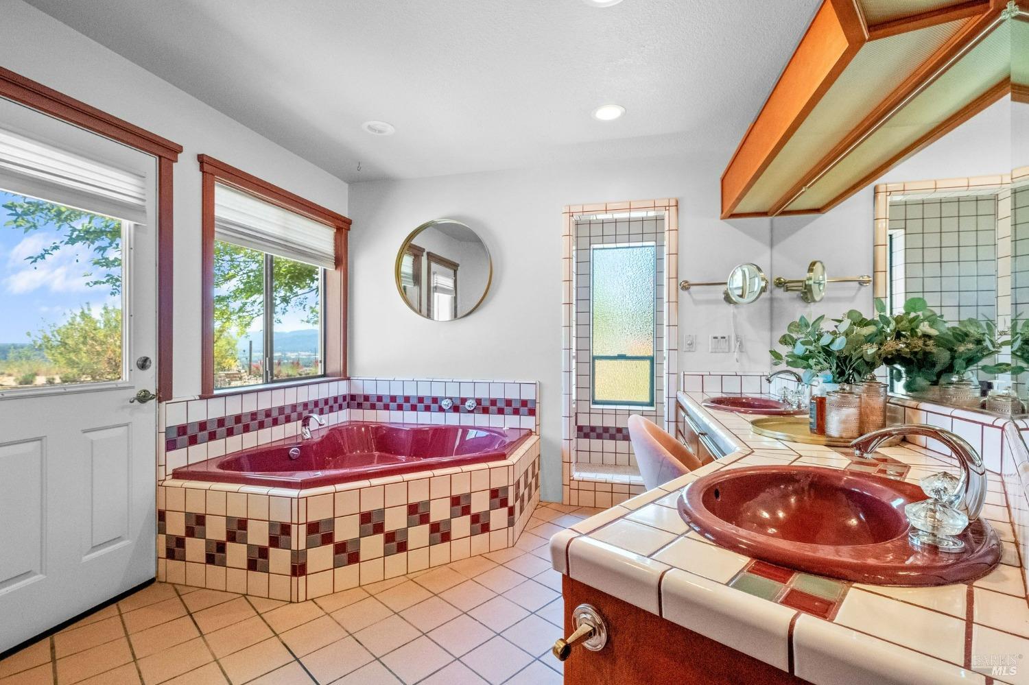 4781 East Side Calpella Road