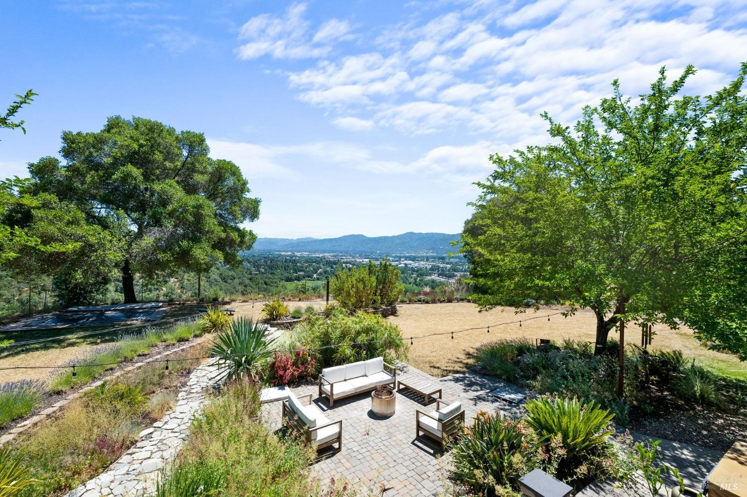 4781 East Side Calpella Road