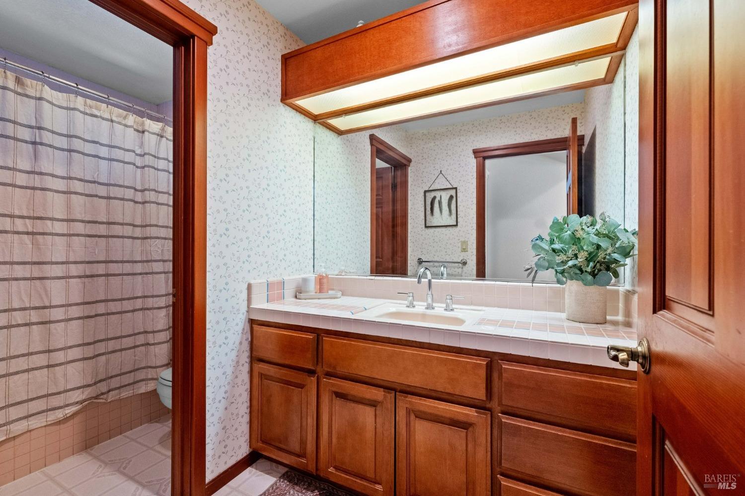 4781 East Side Calpella Road