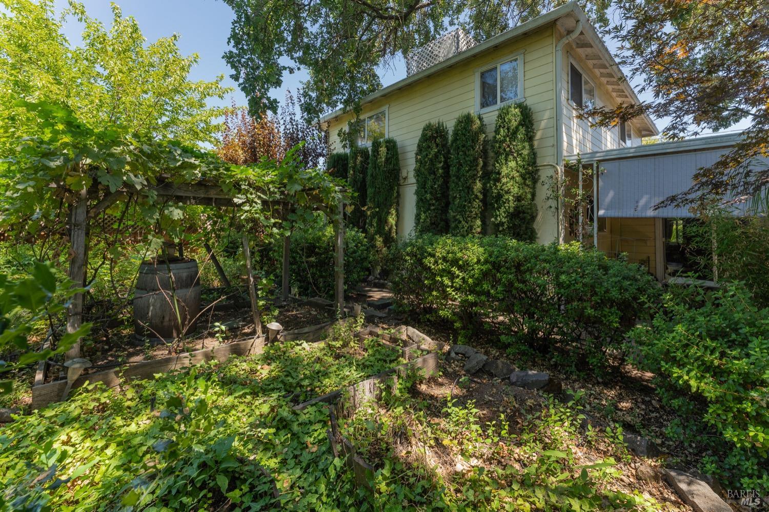 232 S Orchard Avenue