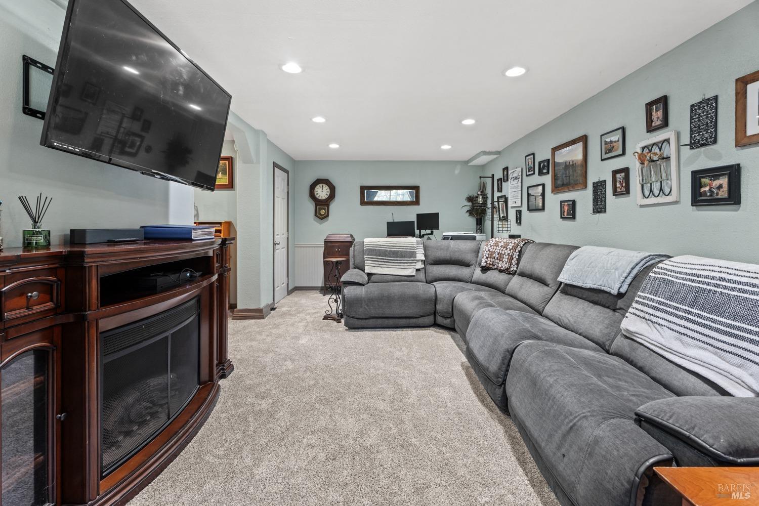 2006 Lupine Drive