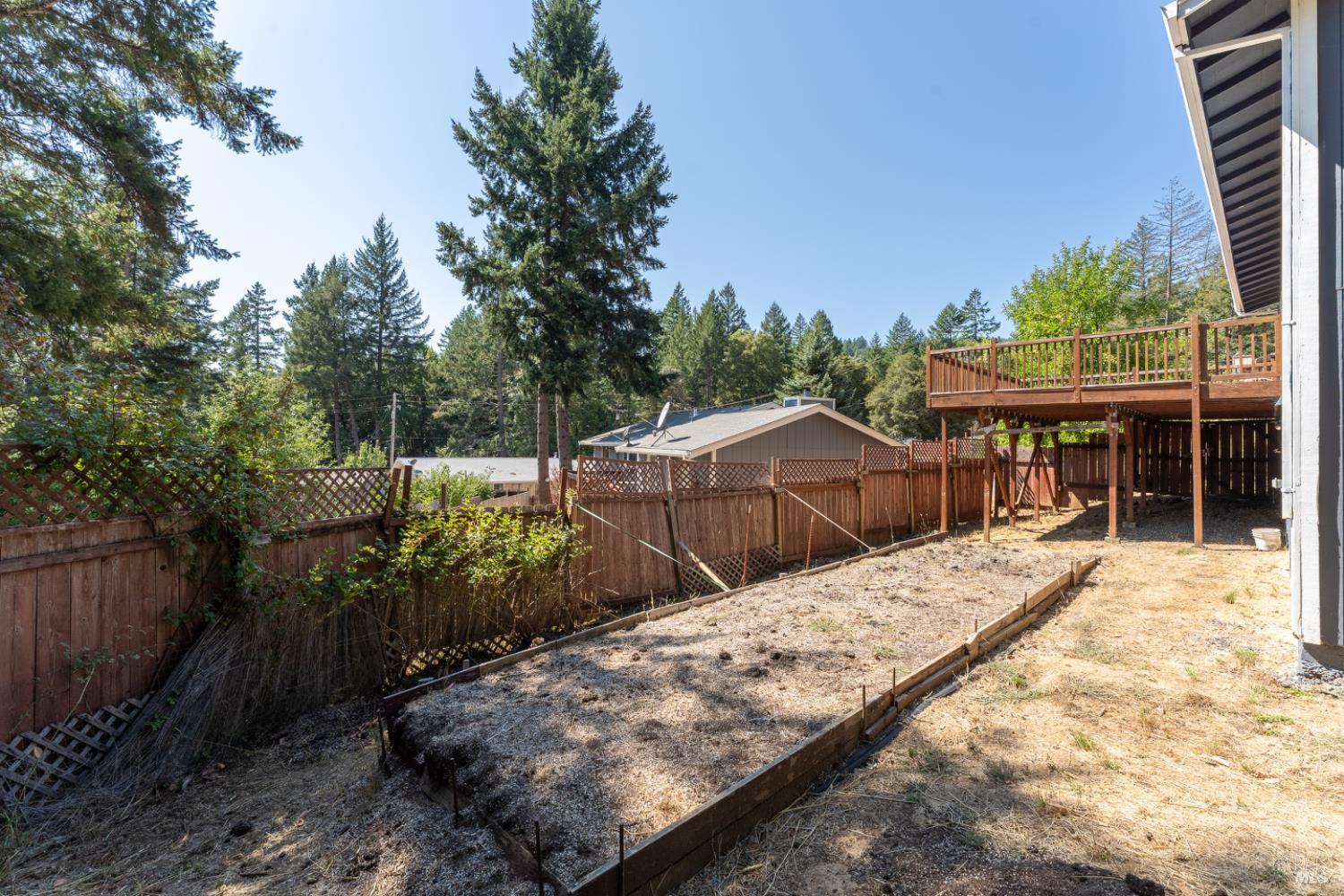 23945 Nutmeg Place