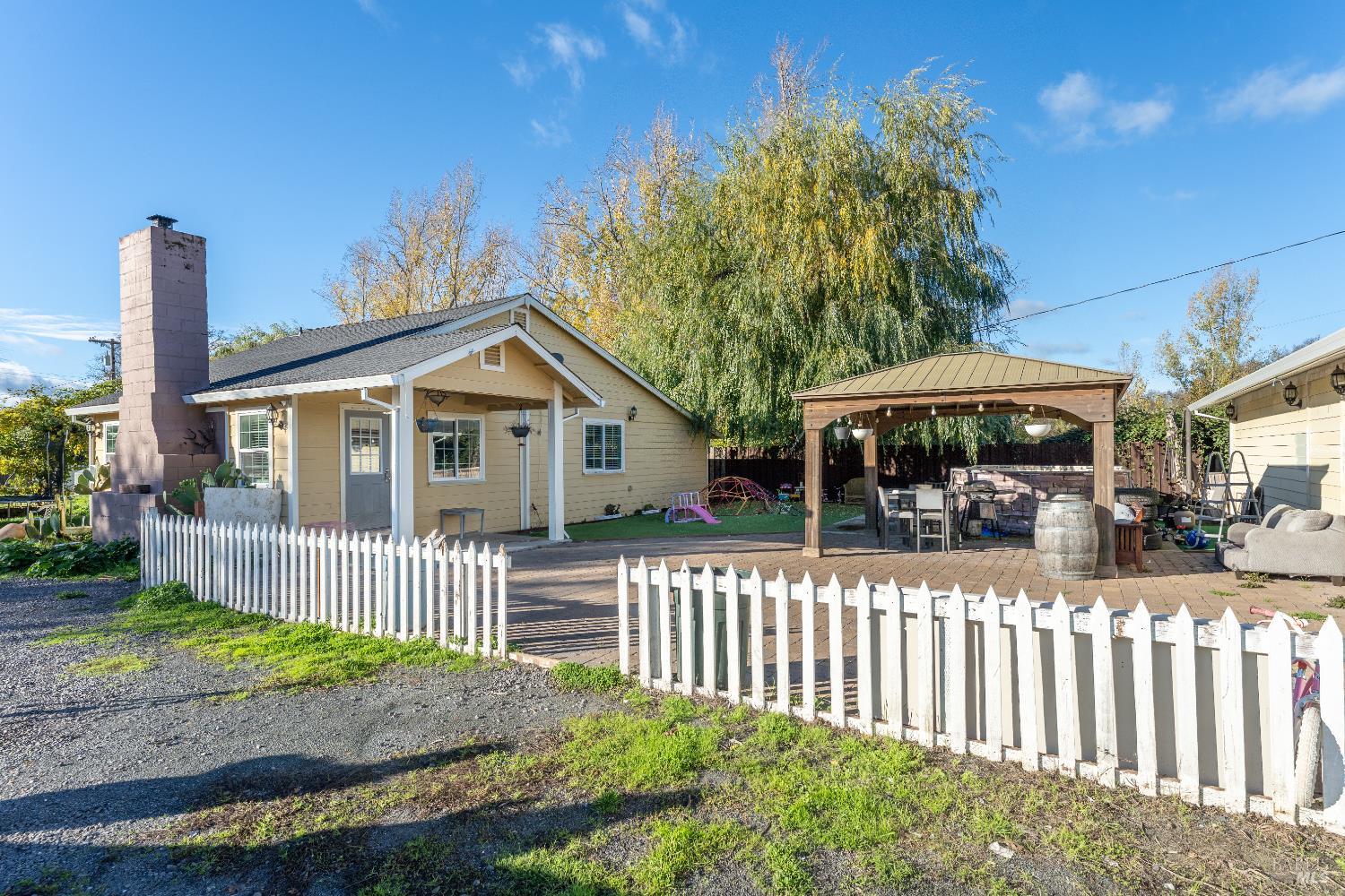 2580 Center Valley Road