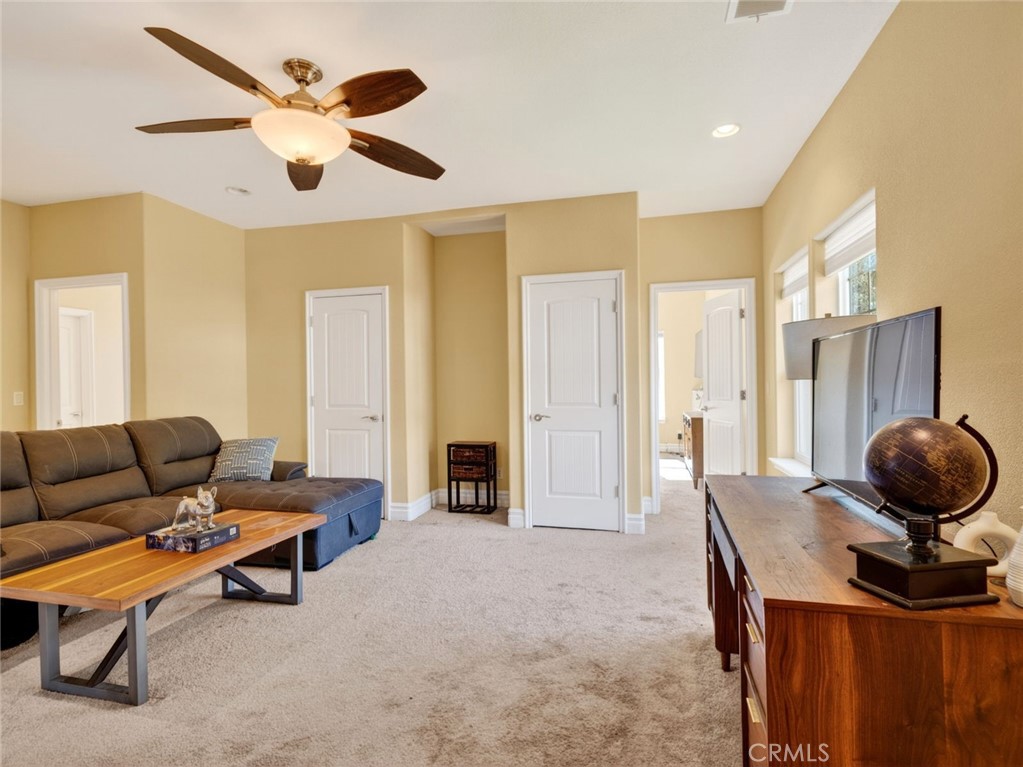 605 Redwood