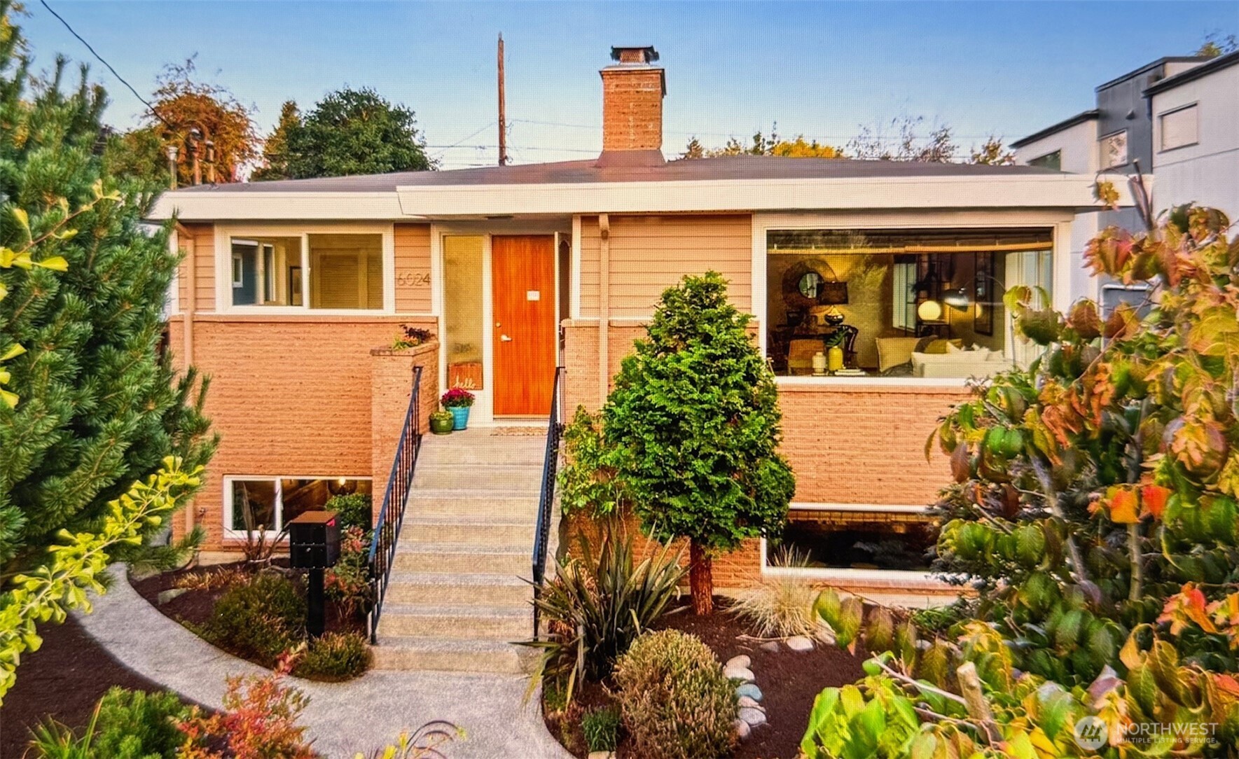 6024 48th Ave SW