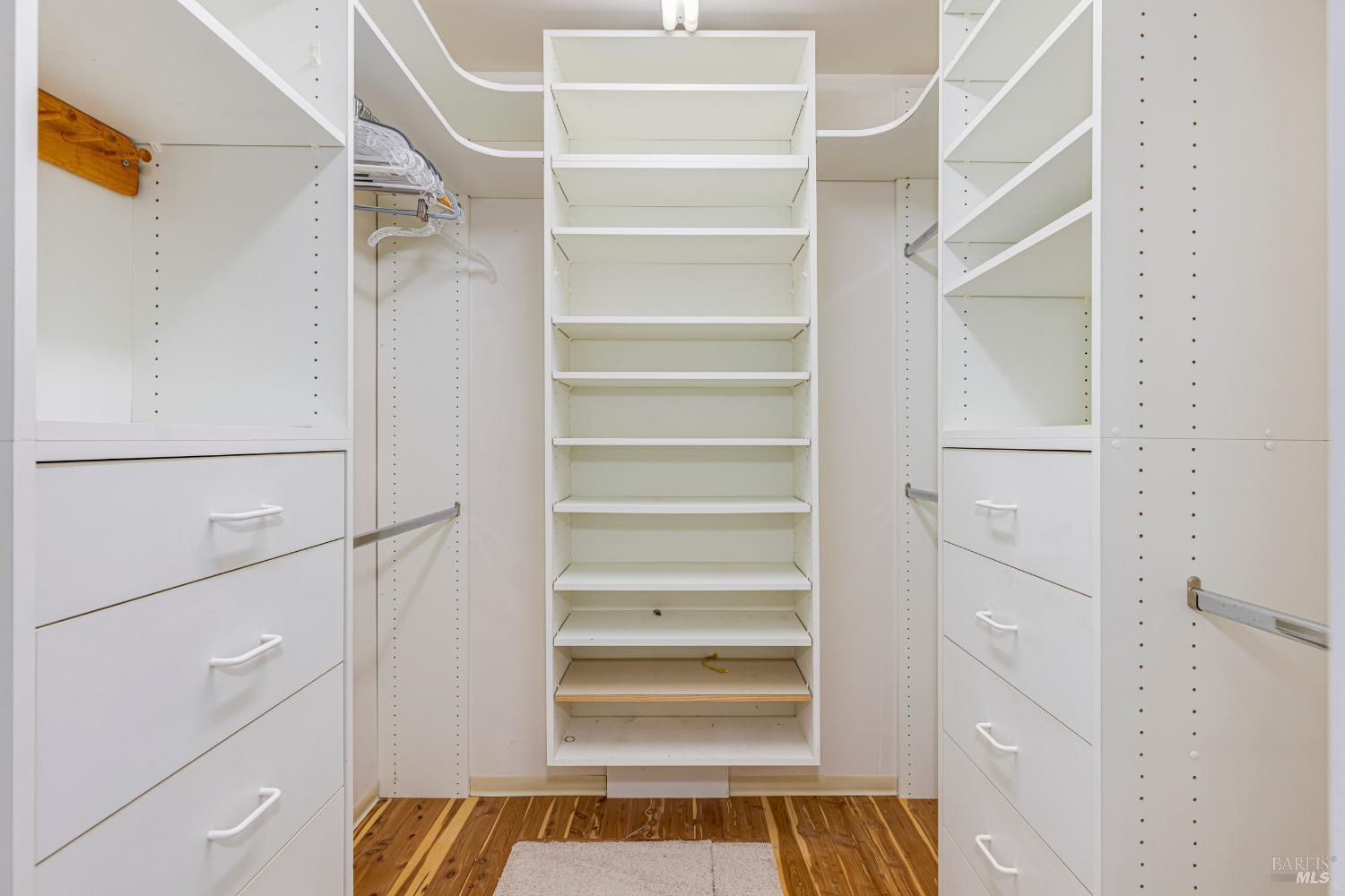 2040 Silverwood Street