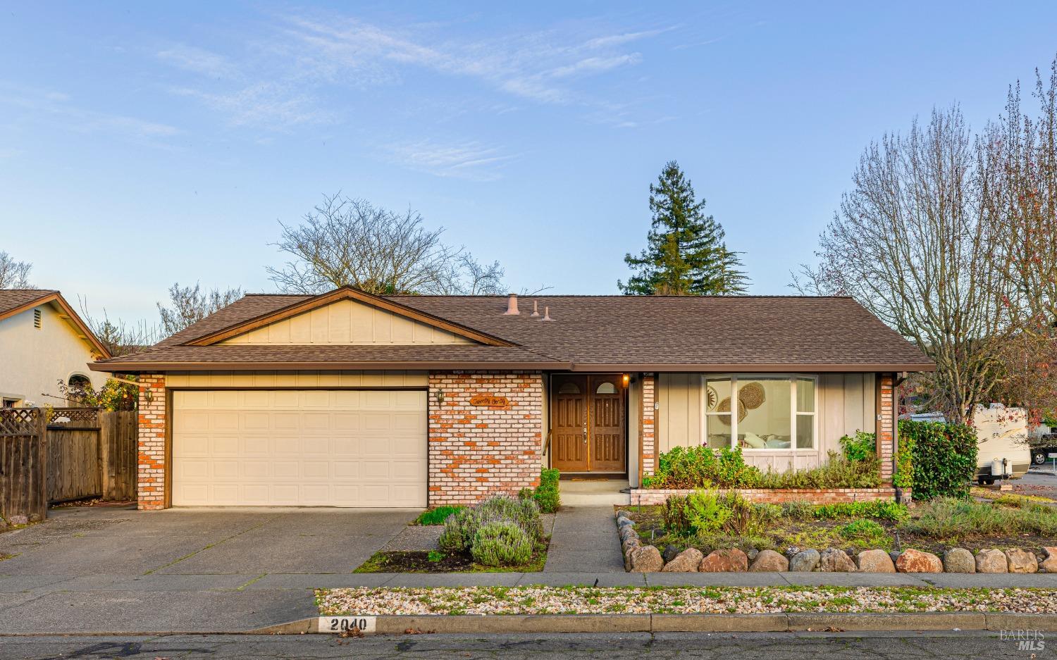 2040 Silverwood Street