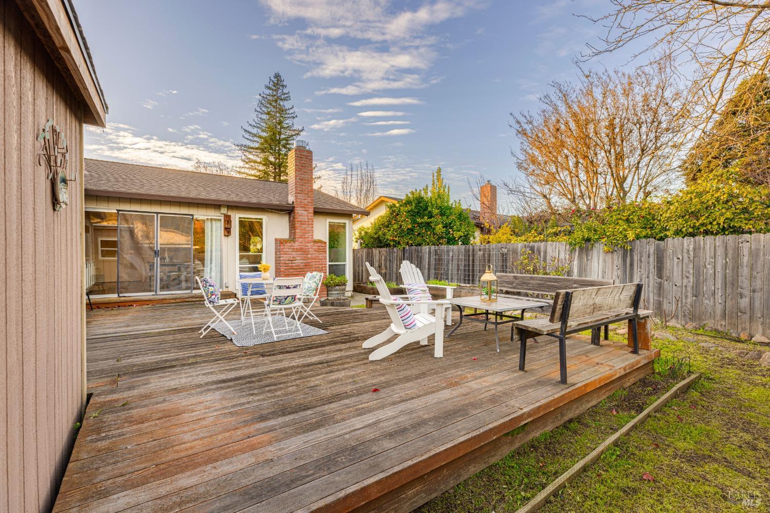 2040 Silverwood Street