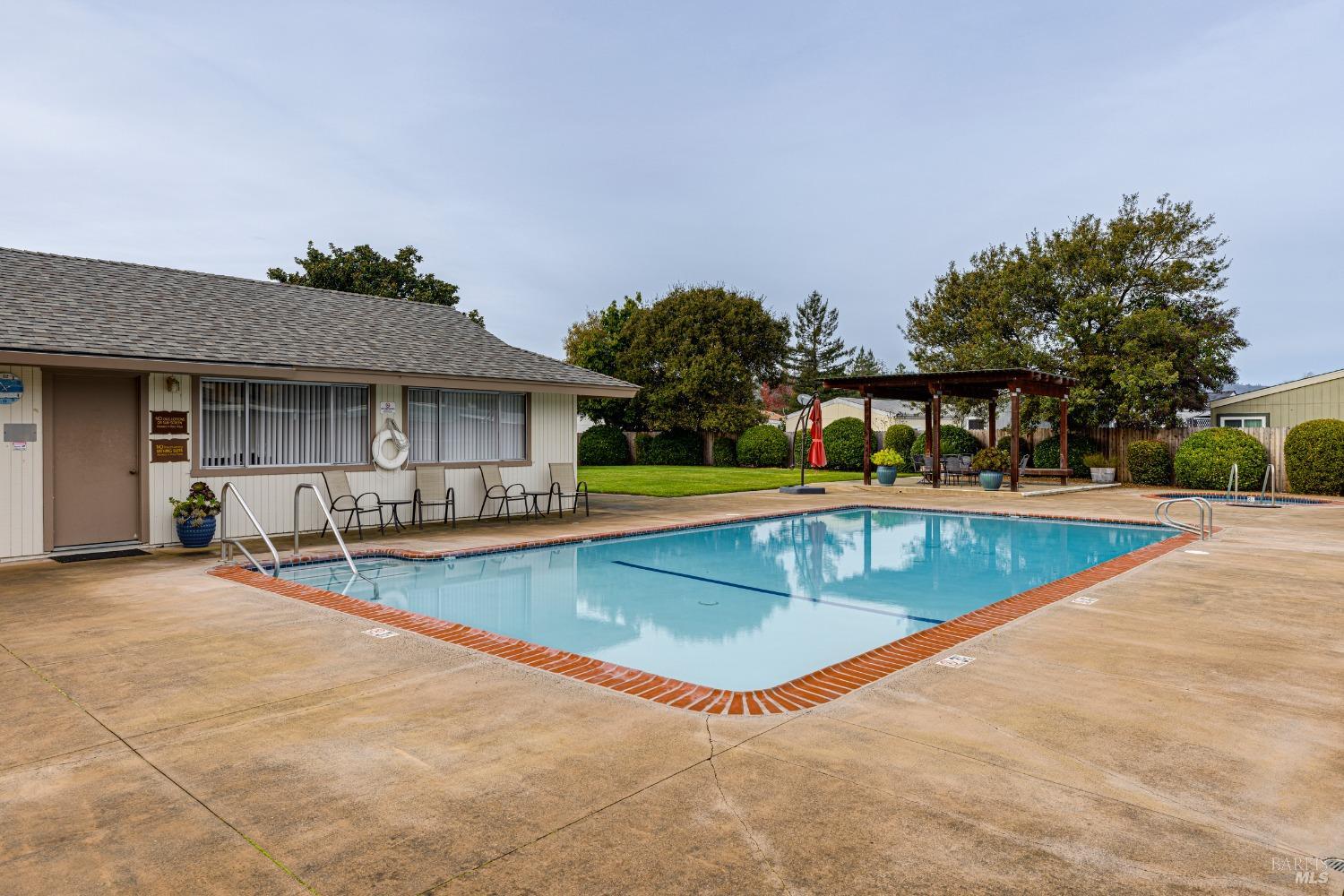 60 Redwing Drive Unit: 60