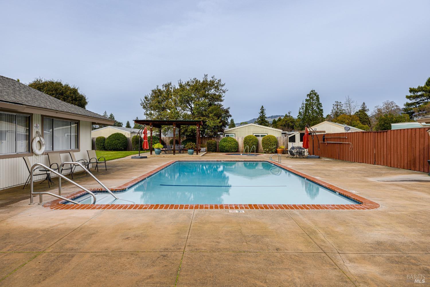 60 Redwing Drive Unit: 60