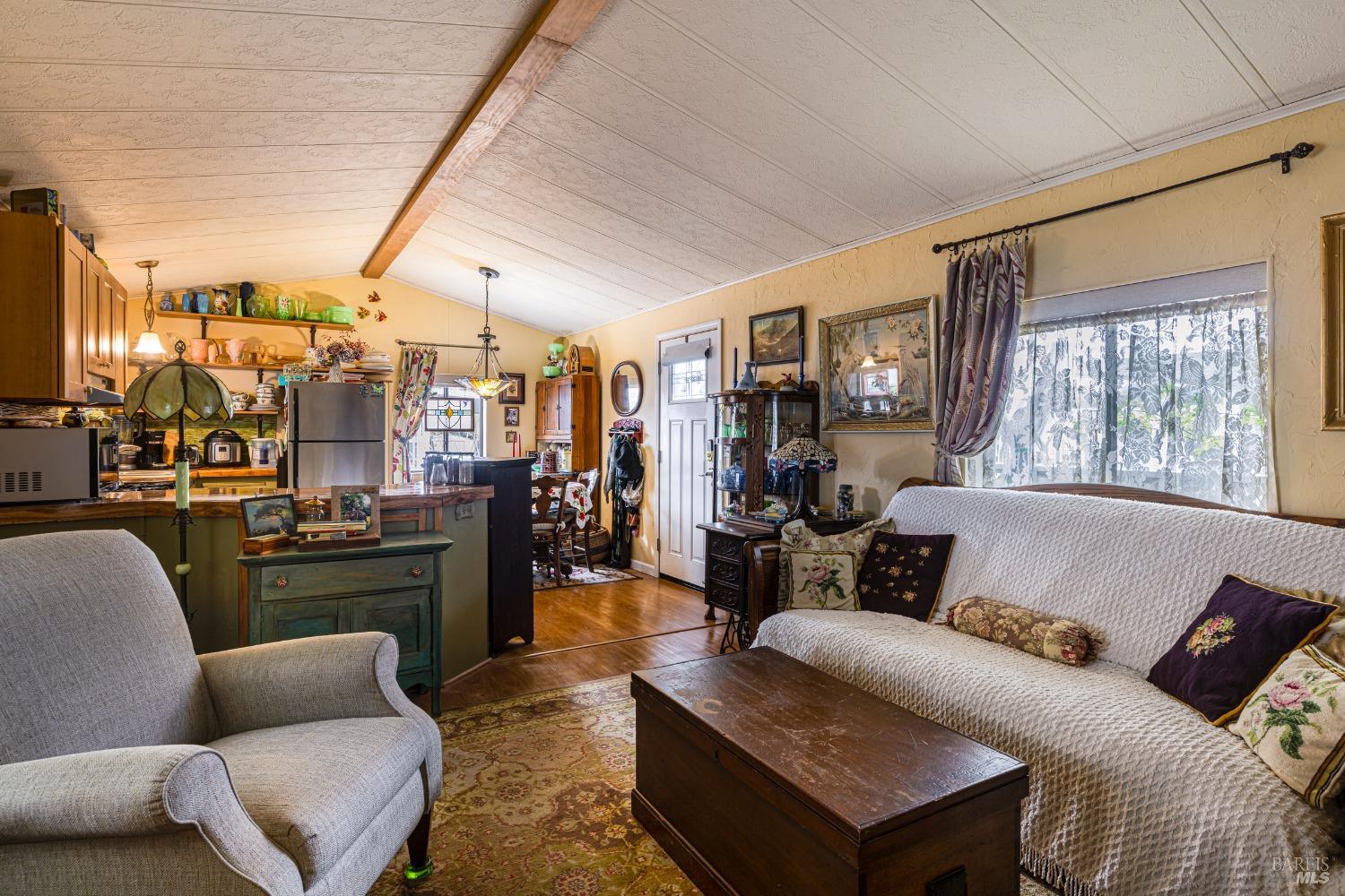 60 Redwing Drive Unit: 60