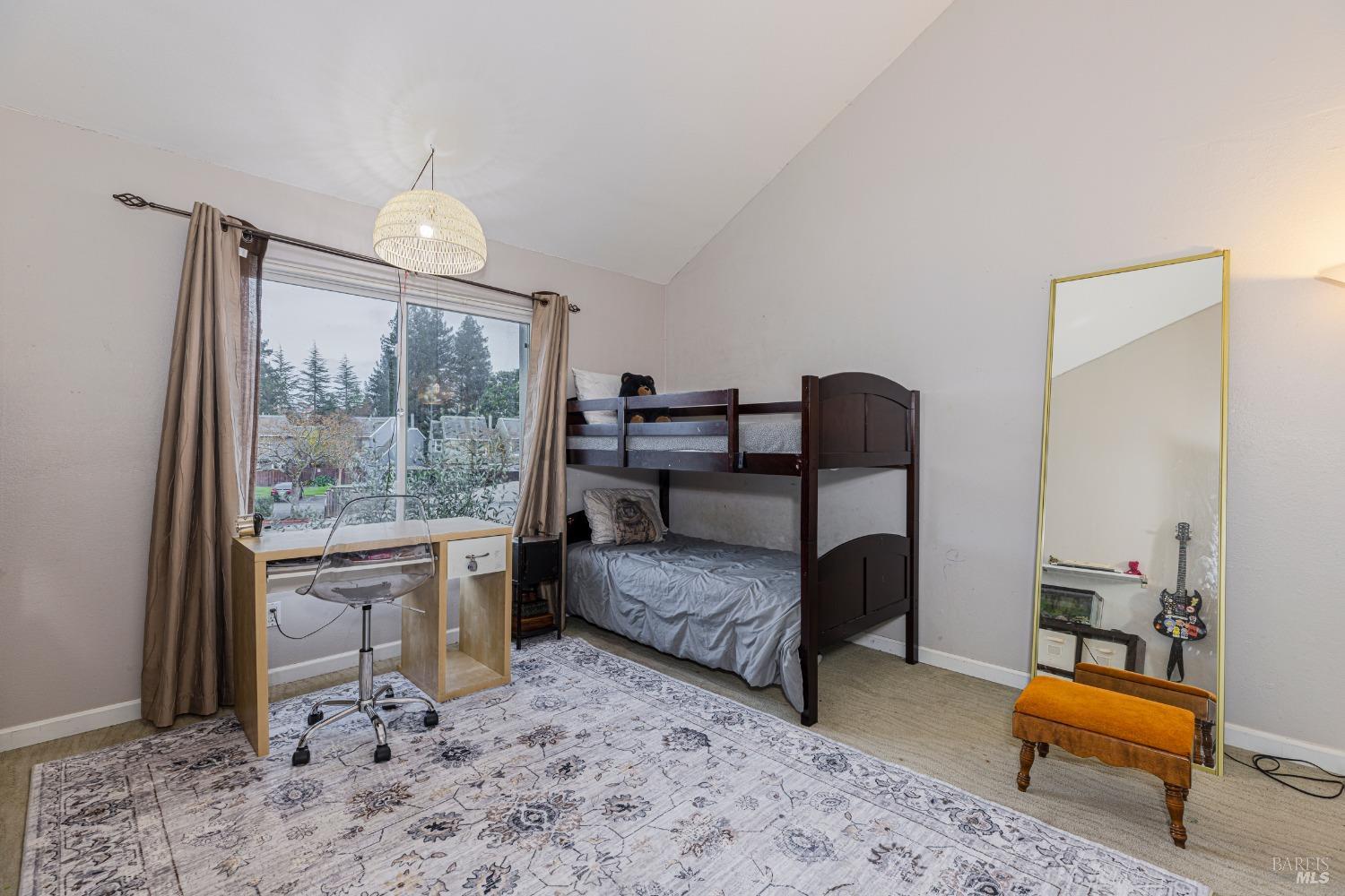 684 Racquet Club Cir