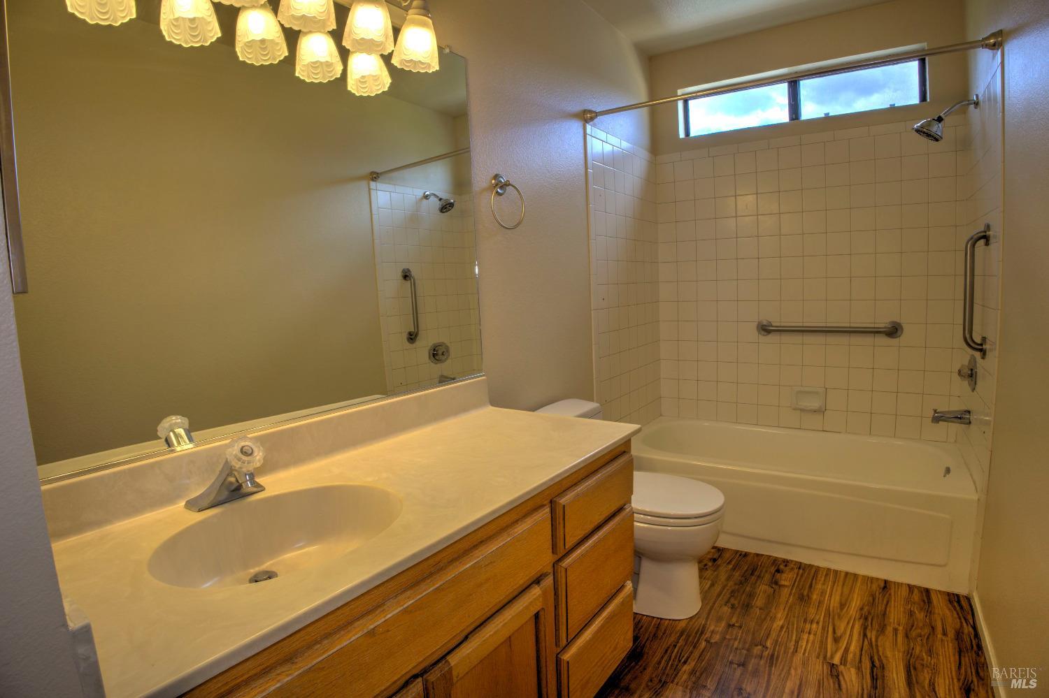 1313 Jennings Park Way