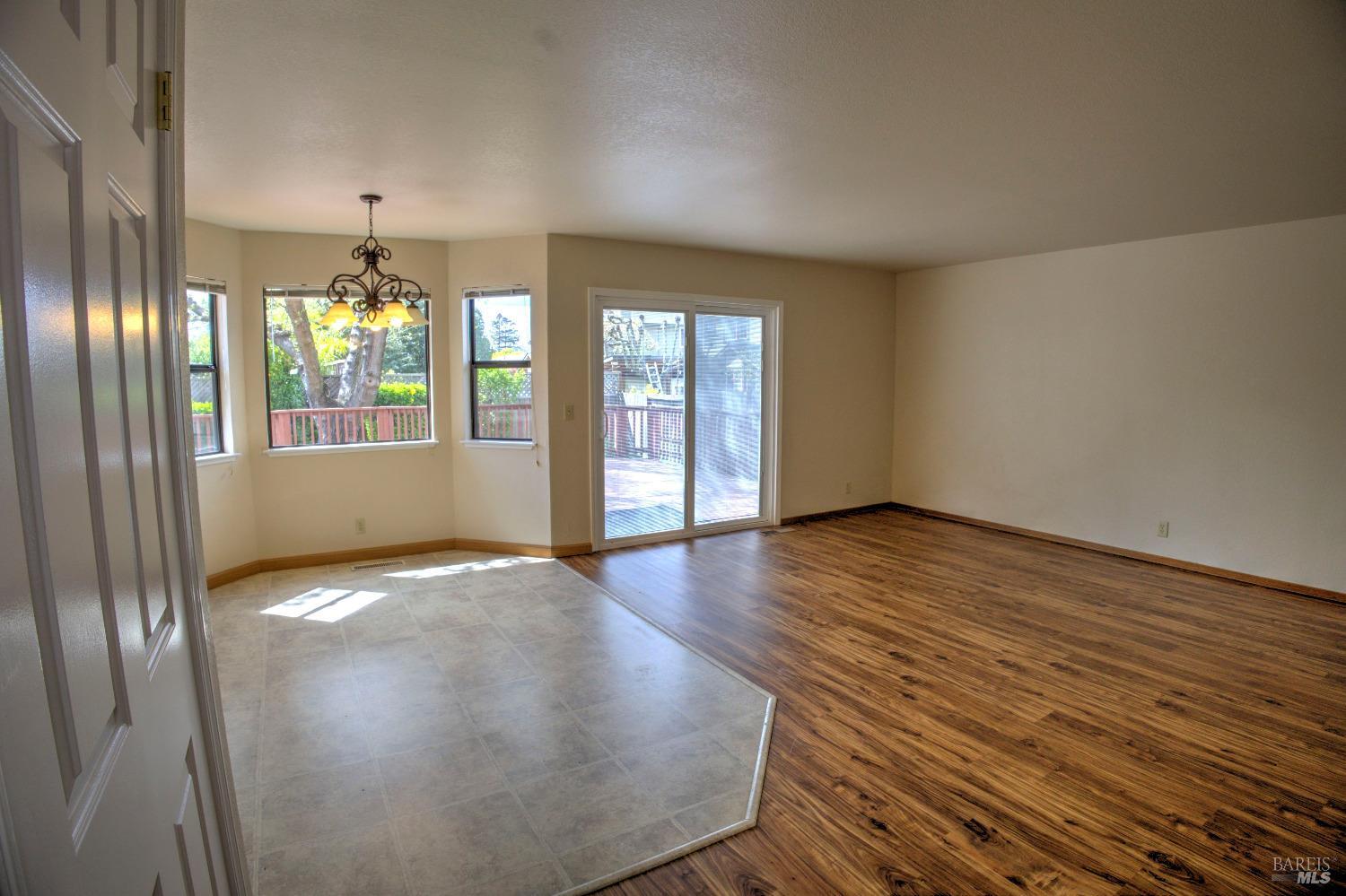 1313 Jennings Park Way