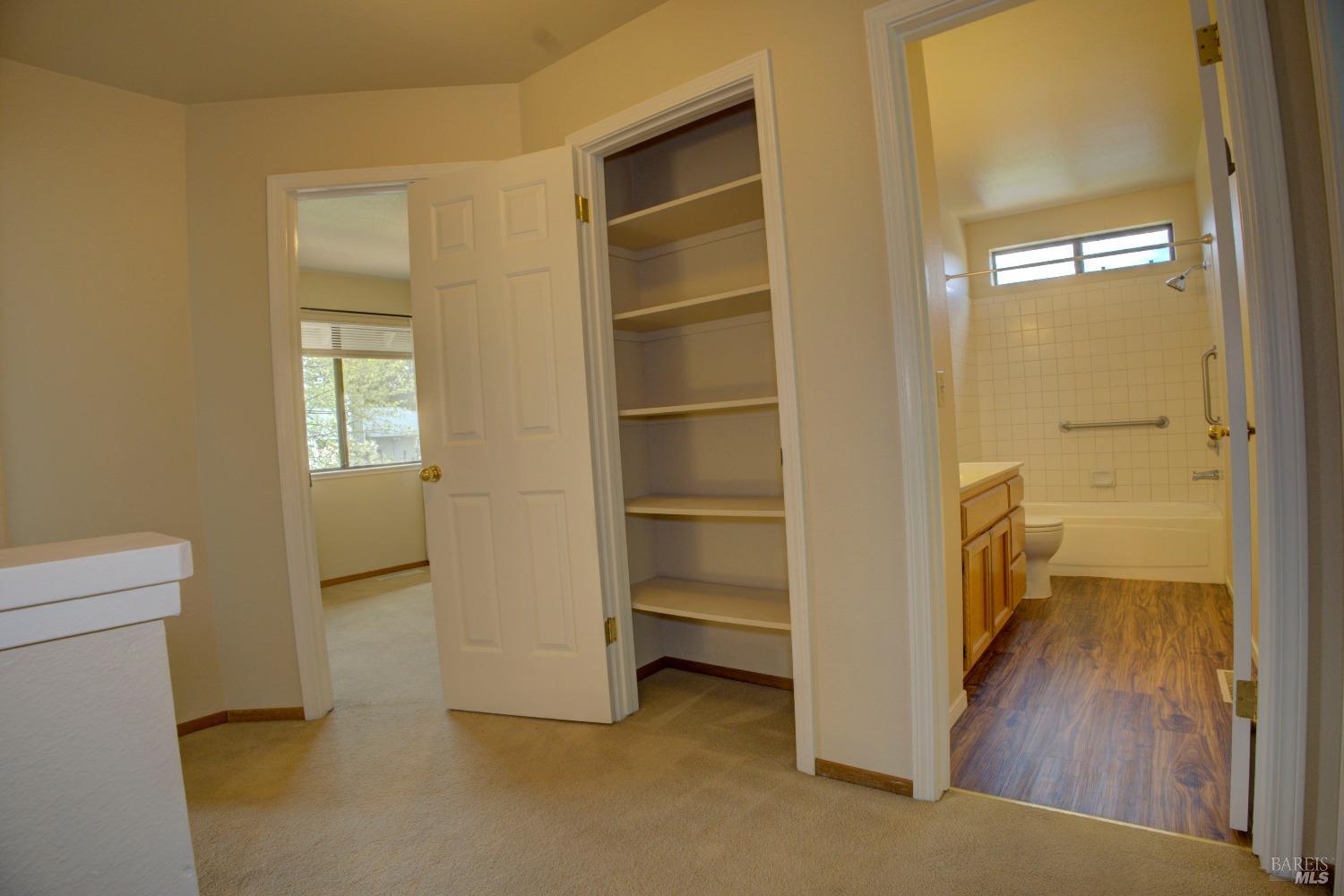 1313 Jennings Park Way