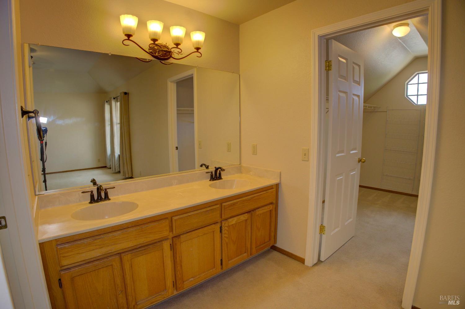 1313 Jennings Park Way