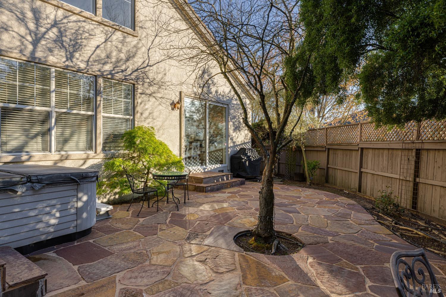 1813 Sleepy Hollow Ln