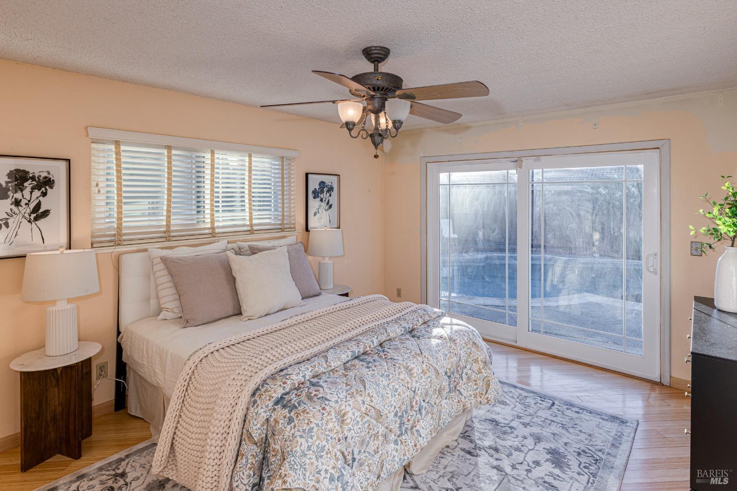 923 Santa Dorotea Cir