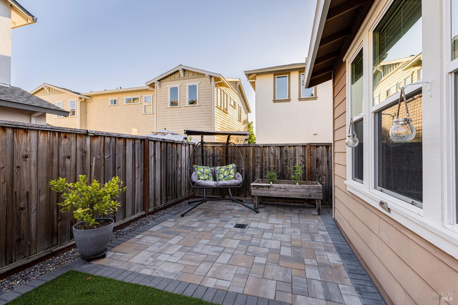 1605 Wildflower Way