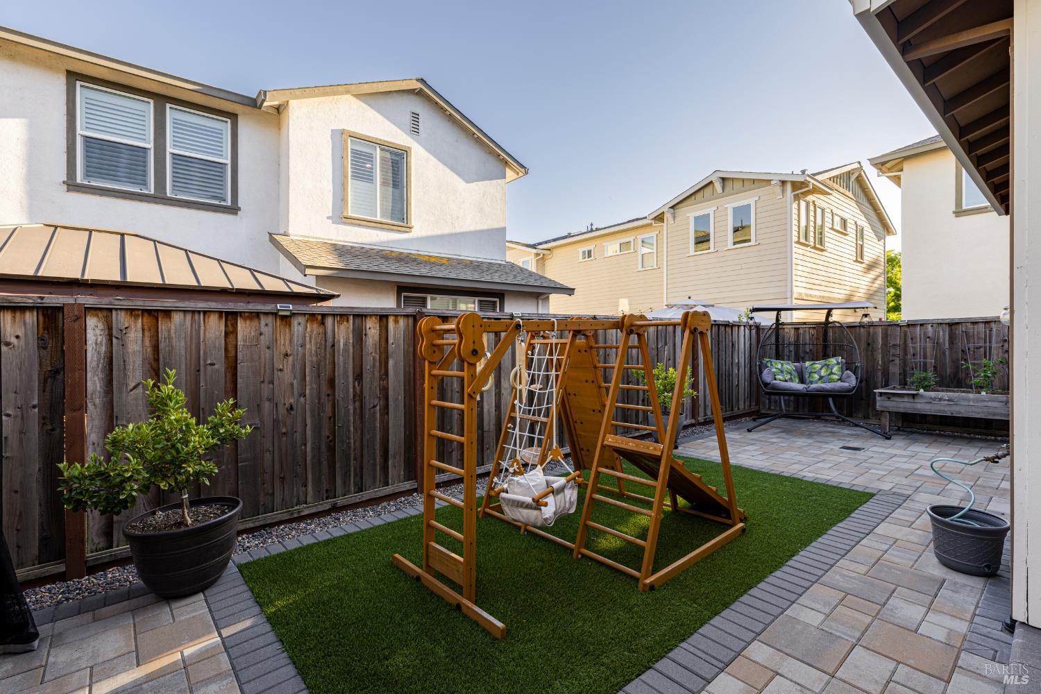 1605 Wildflower Way