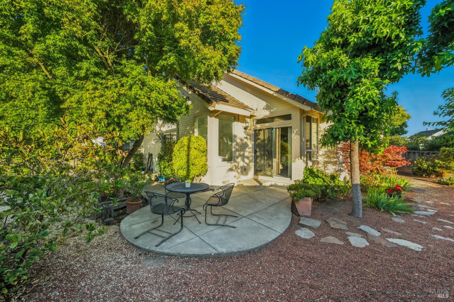 432 Redrock Way
