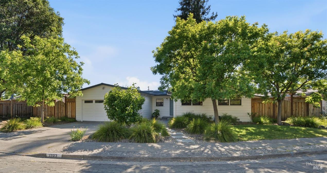 1103 Michigan Drive
