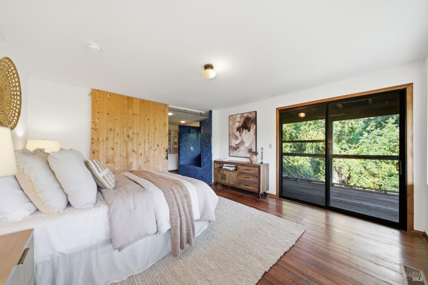 2031 Madrone Avenue