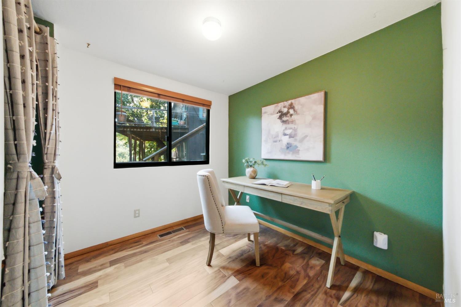 2031 Madrone Avenue
