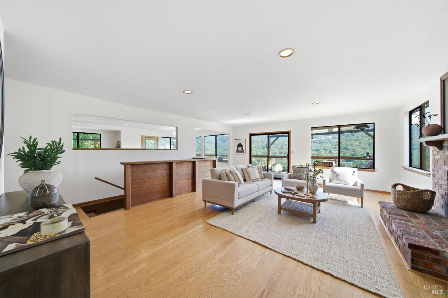 2031 Madrone Avenue