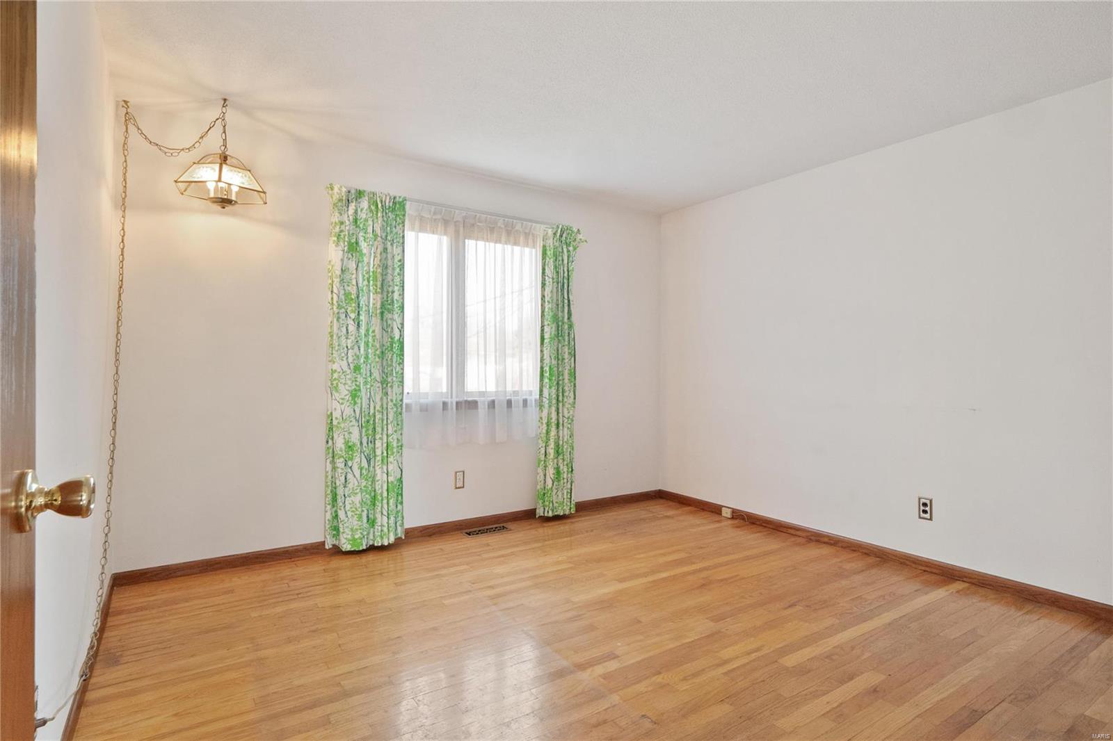 11919 Breezemont Drive