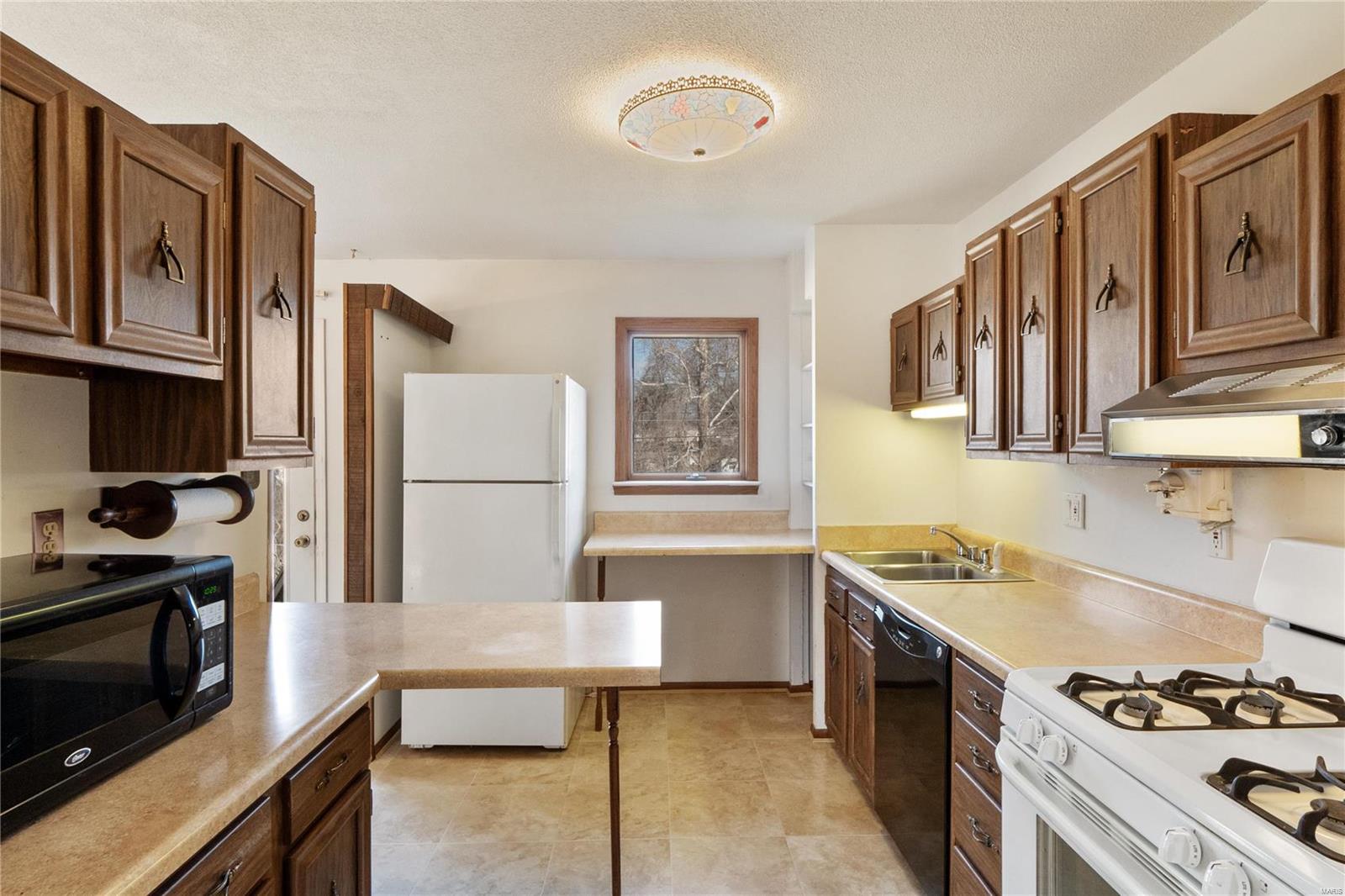 11919 Breezemont Drive