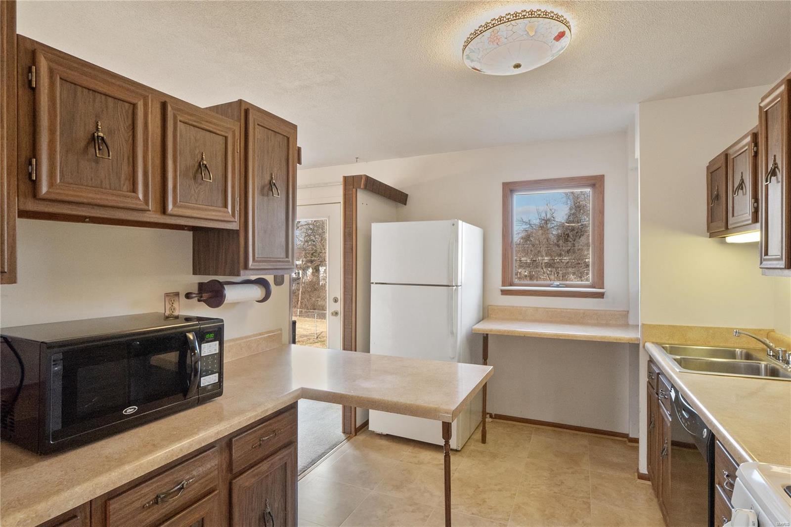 11919 Breezemont Drive